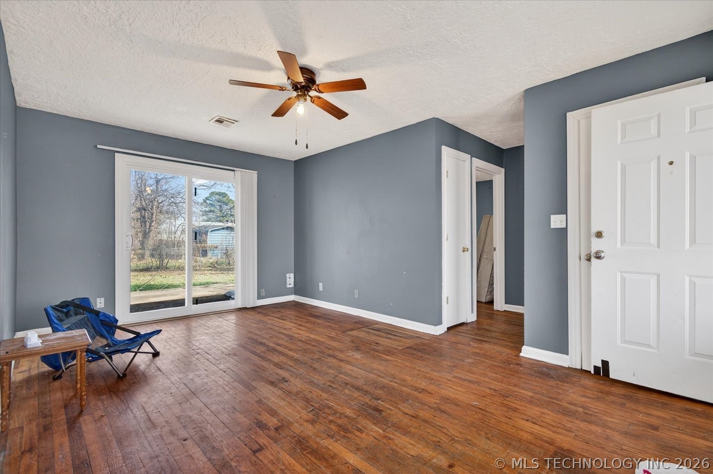 208 S Cherokee Avenue Property Photo 5