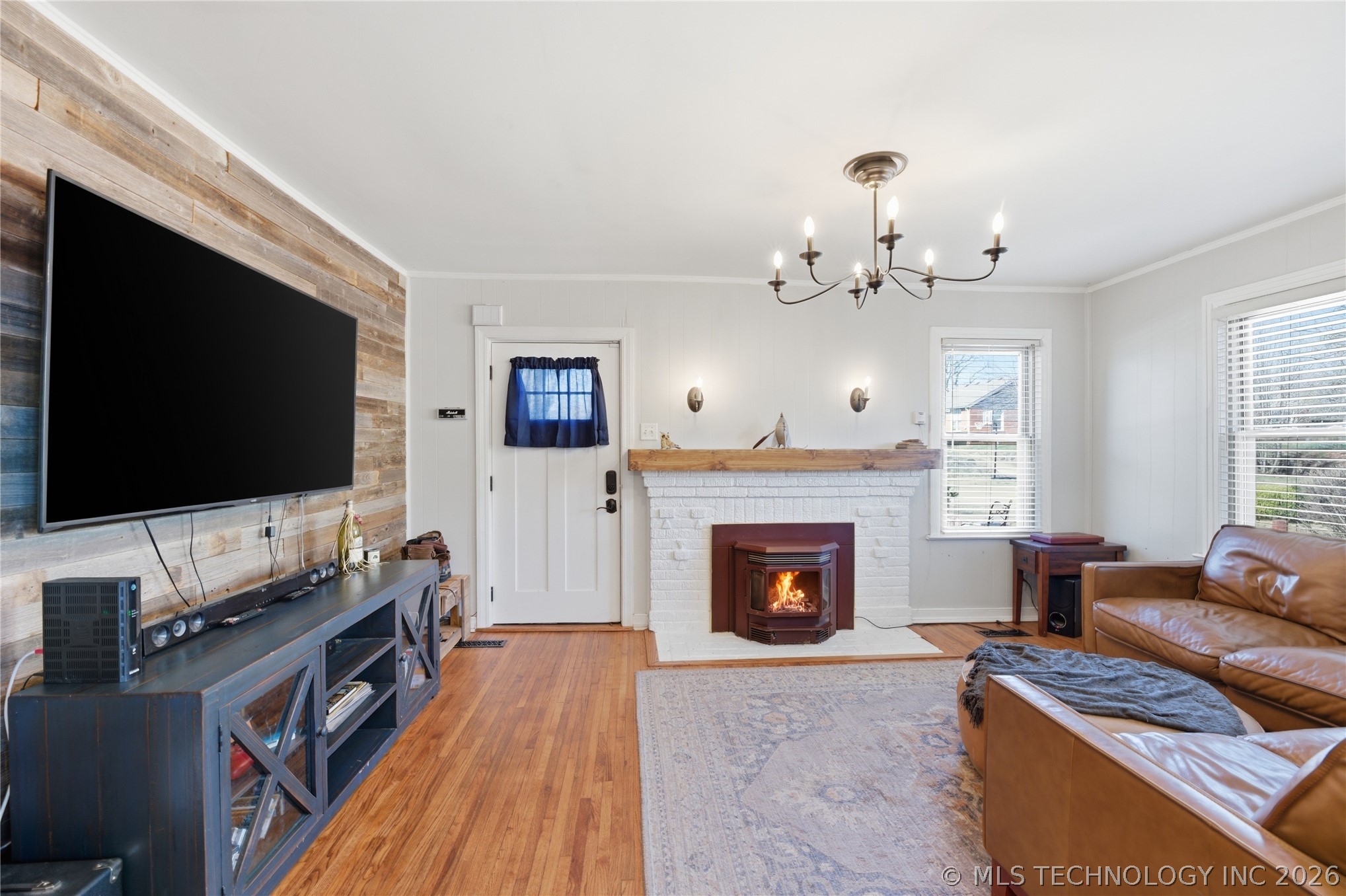 217 S Jamestown Avenue Property Photo 6