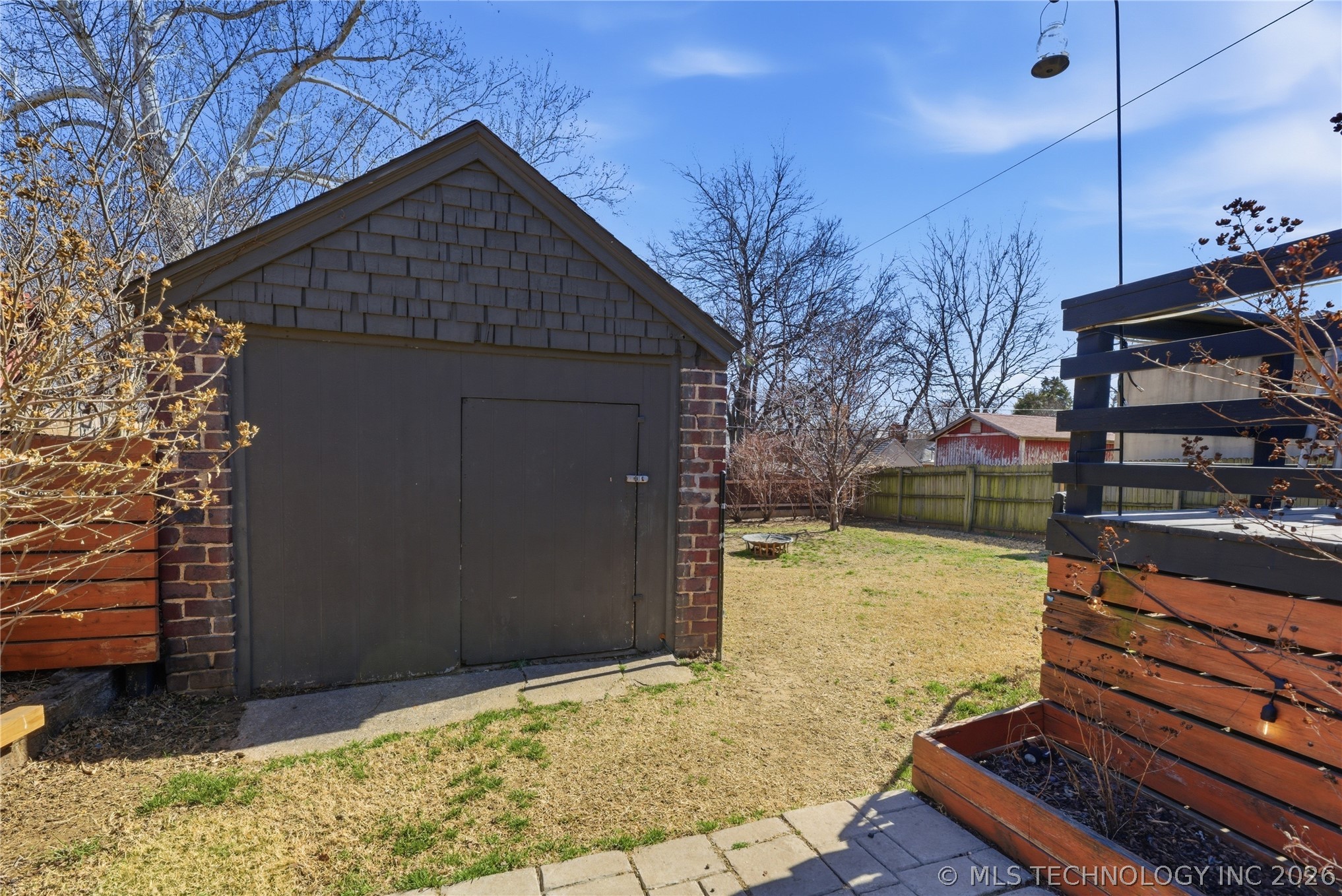 217 S Jamestown Avenue Property Photo 27
