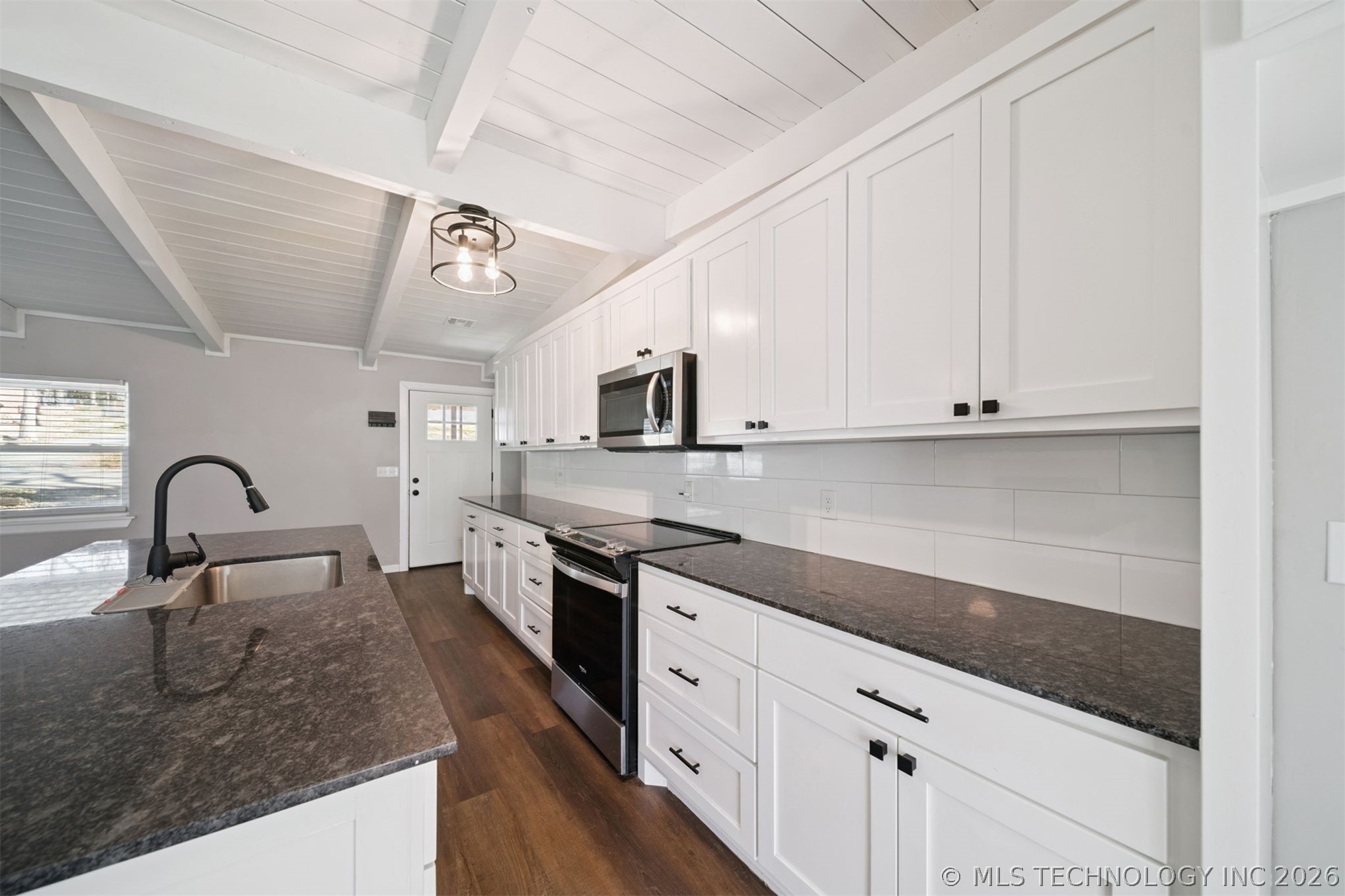 13196 S Walnut Road Property Photo 10