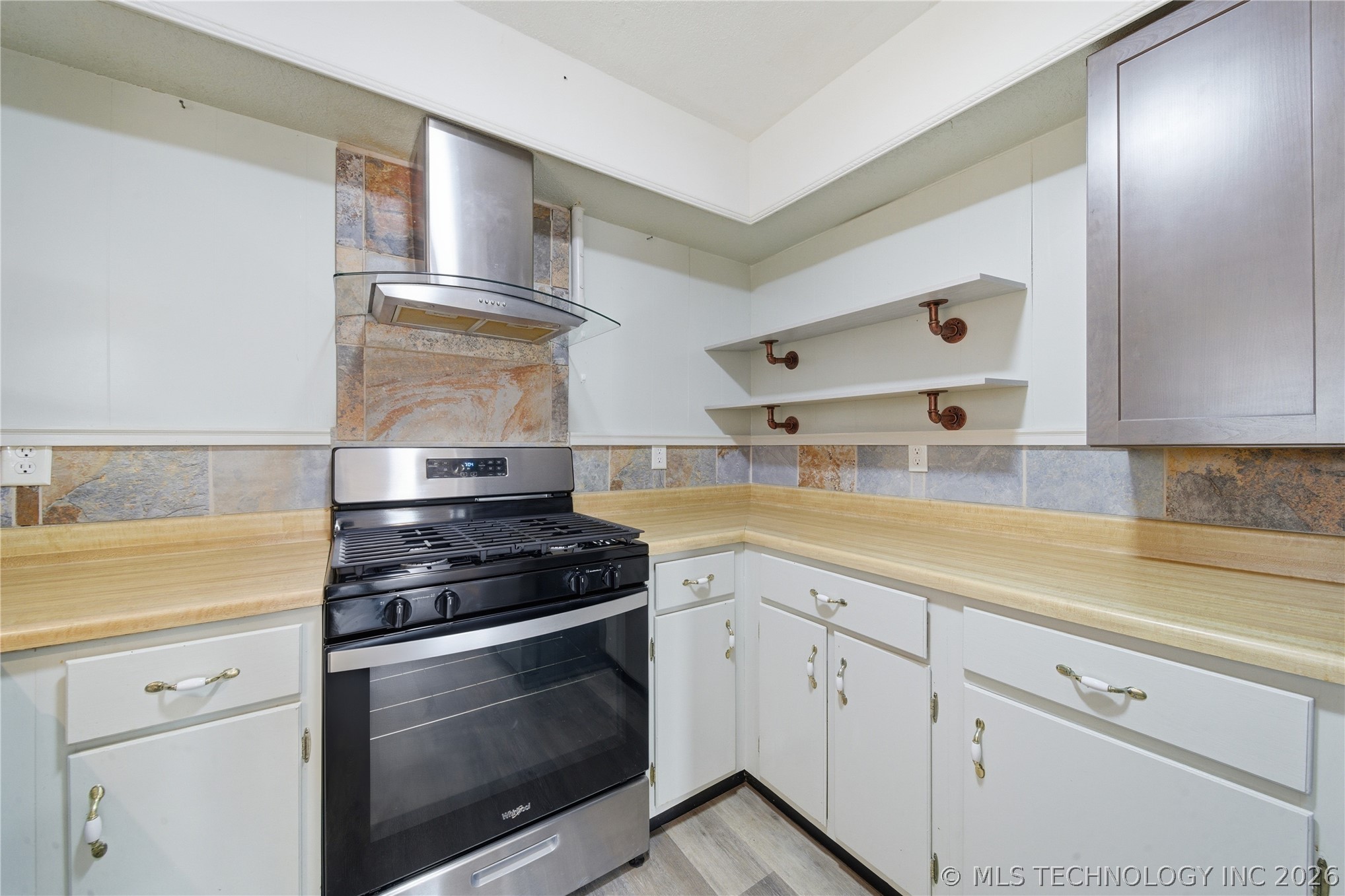 7508 S Lions Avenue Property Photo 13