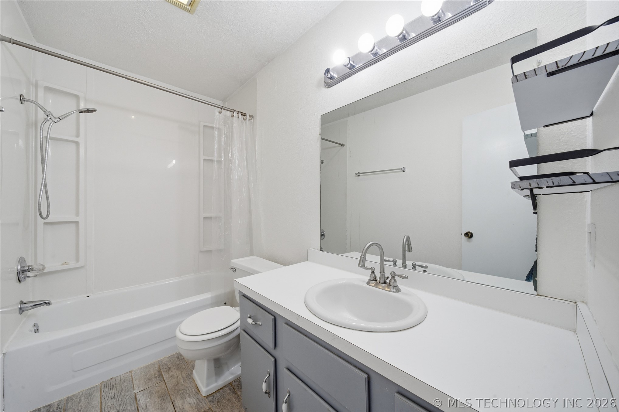 7508 S Lions Avenue Property Photo 17