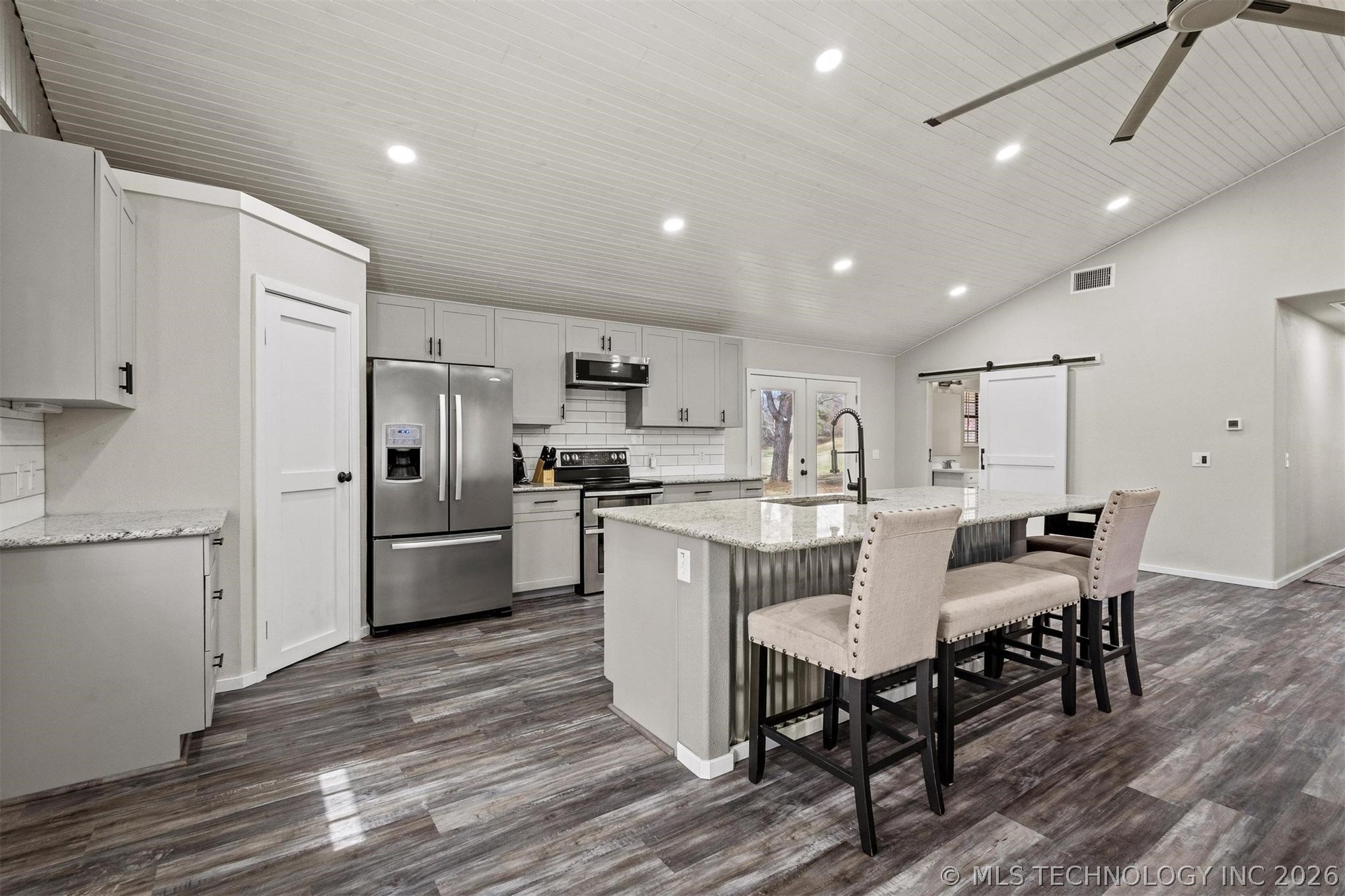 169 Cardinal Property Photo 11