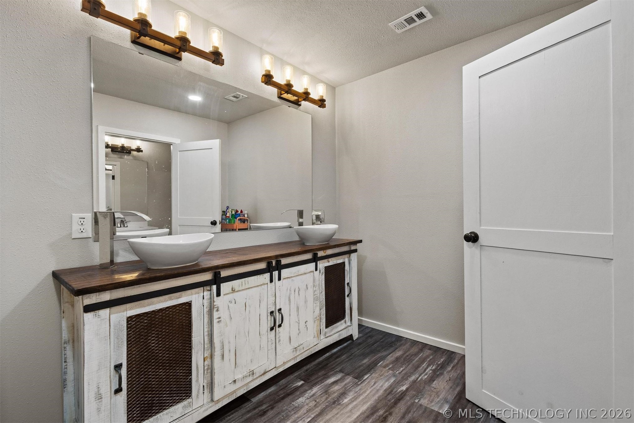 169 Cardinal Property Photo 19