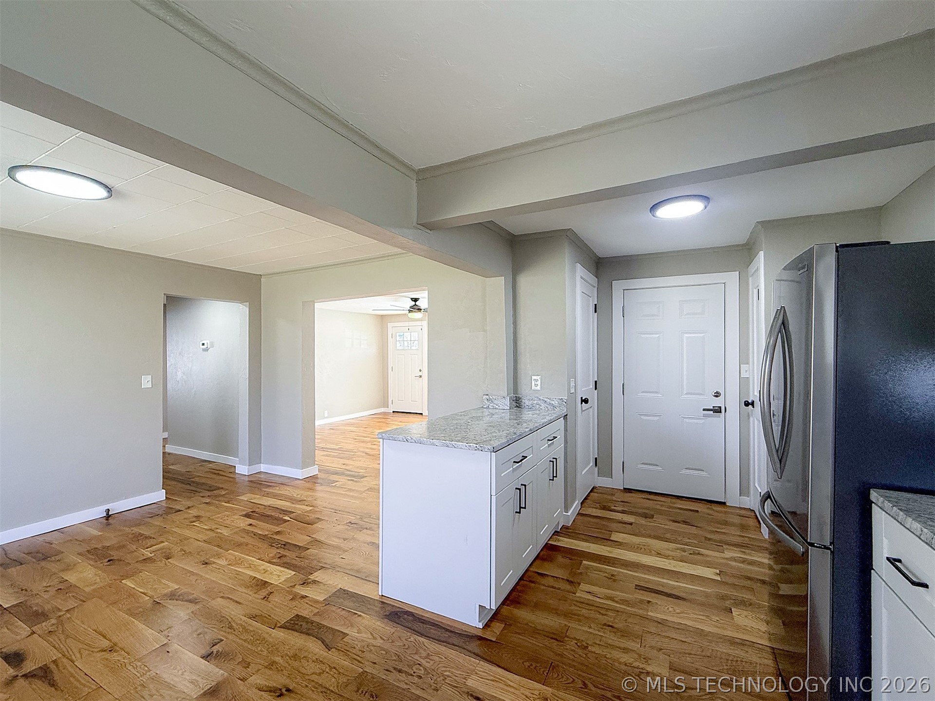 418 W 6th Street Property Photo 13