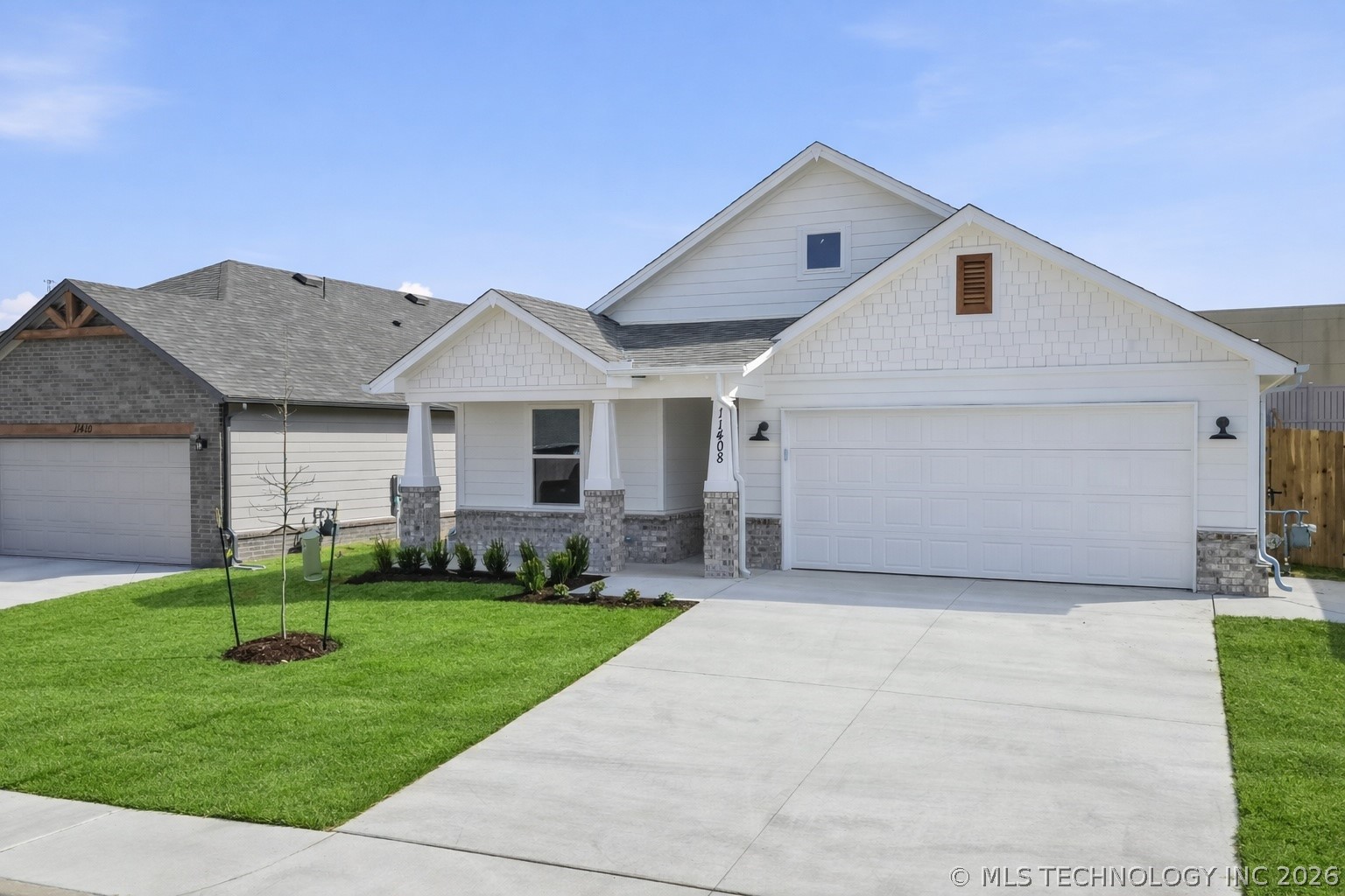 11408 E 93rd Place N Property Photo 2