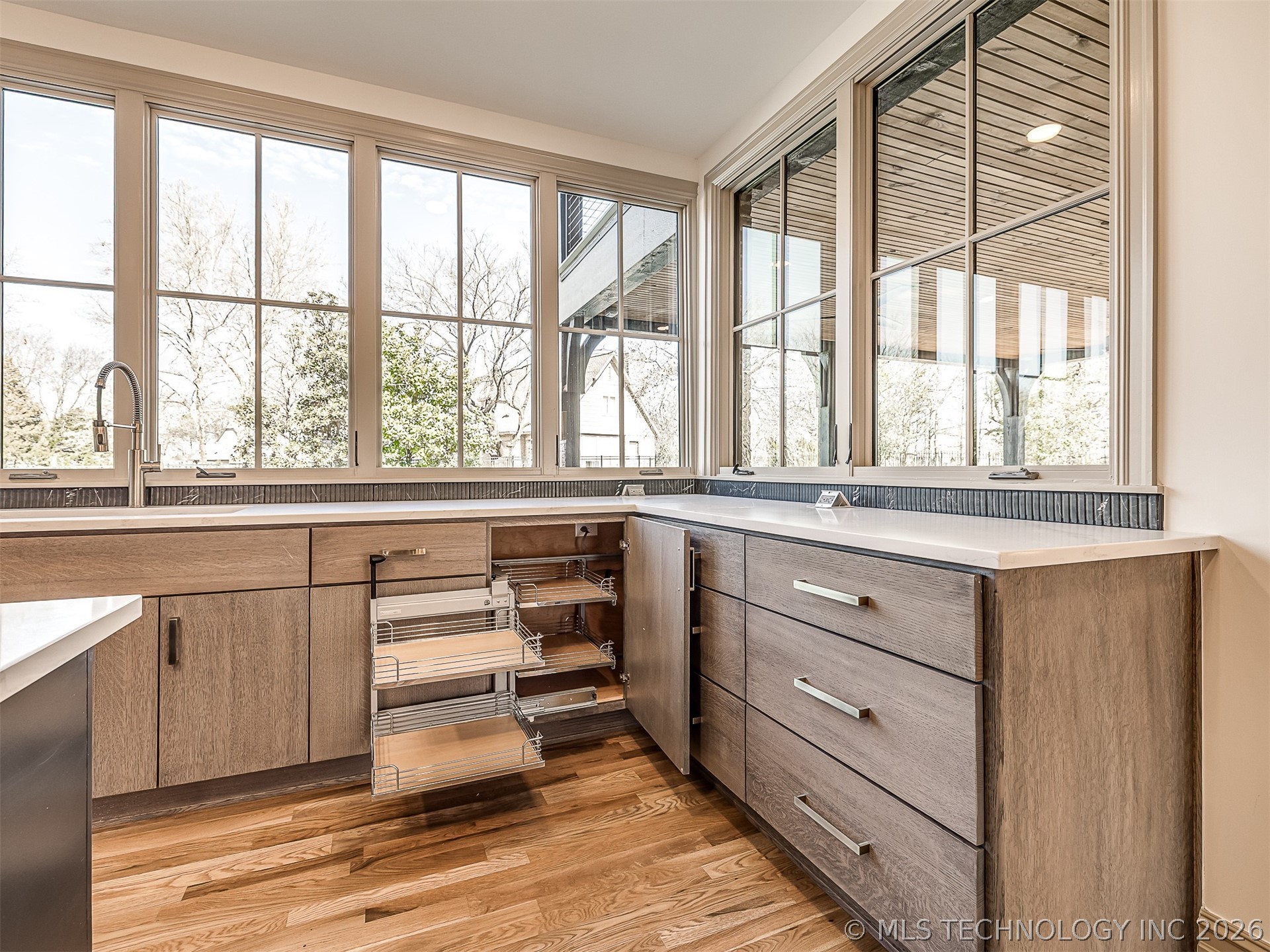19019 Woodmere Street Property Photo 20