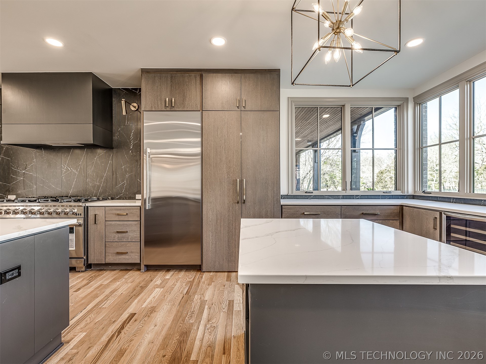 19019 Woodmere Street Property Photo 22