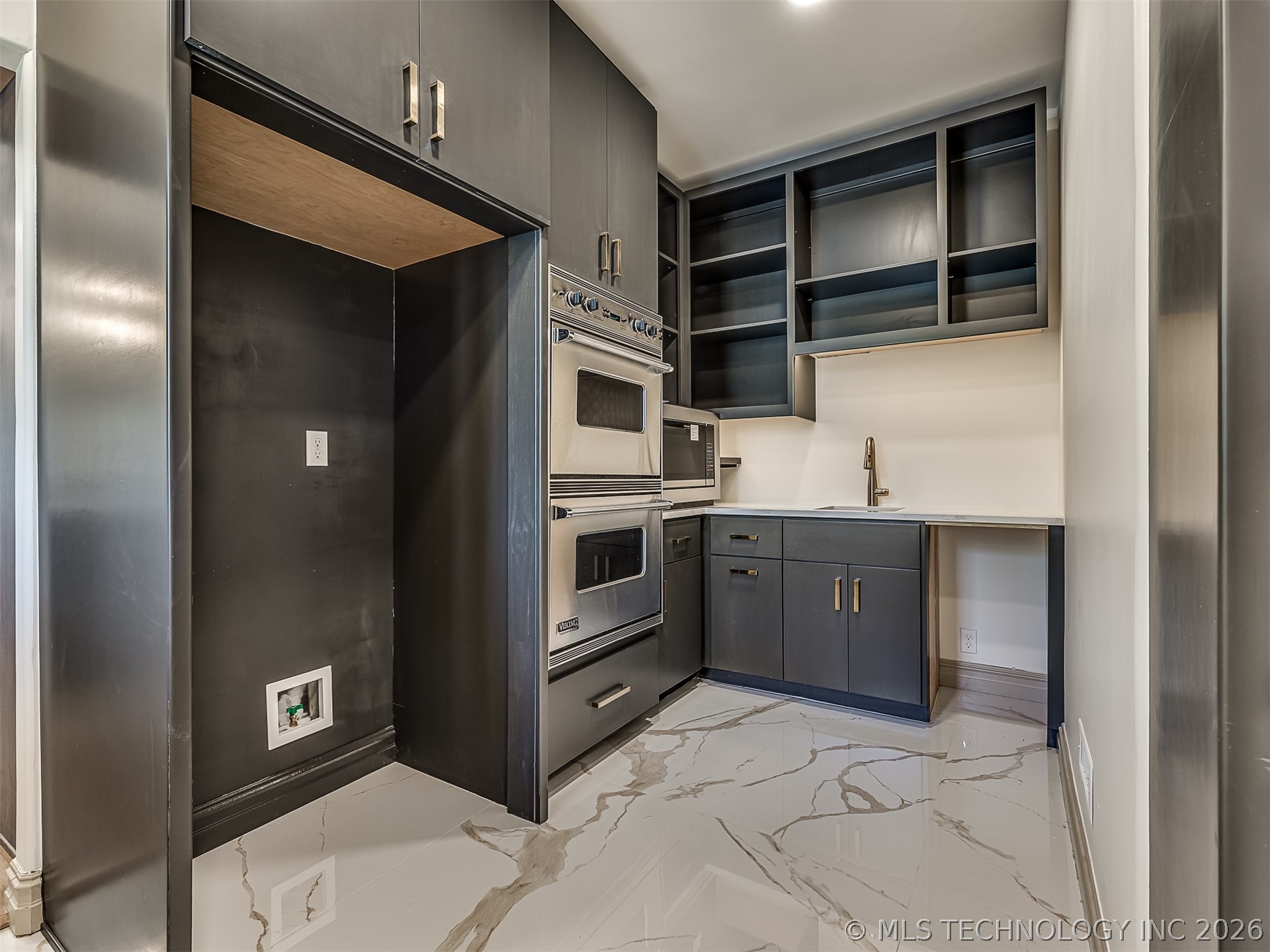 19019 Woodmere Street Property Photo 25