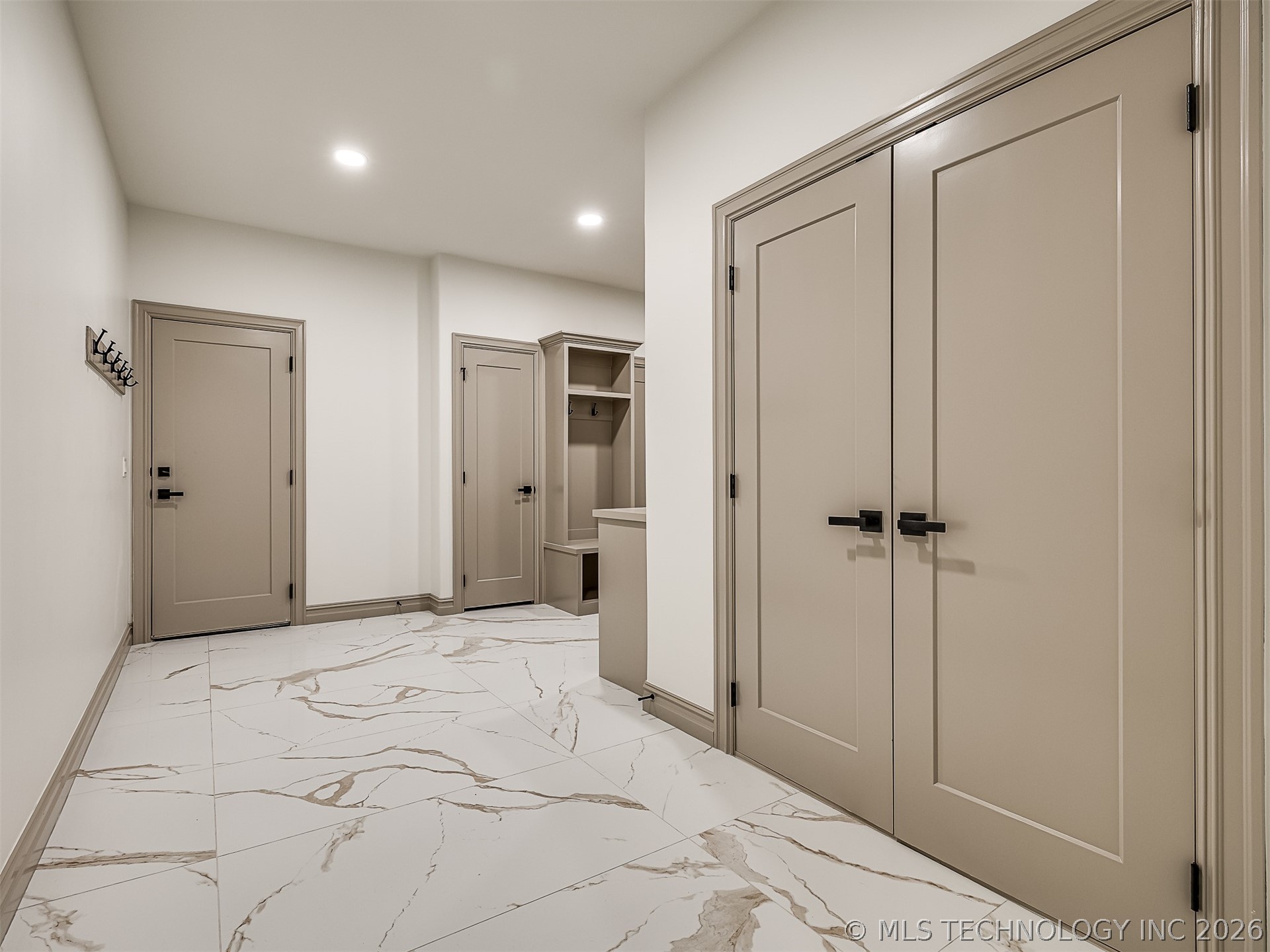 19019 Woodmere Street Property Photo 34