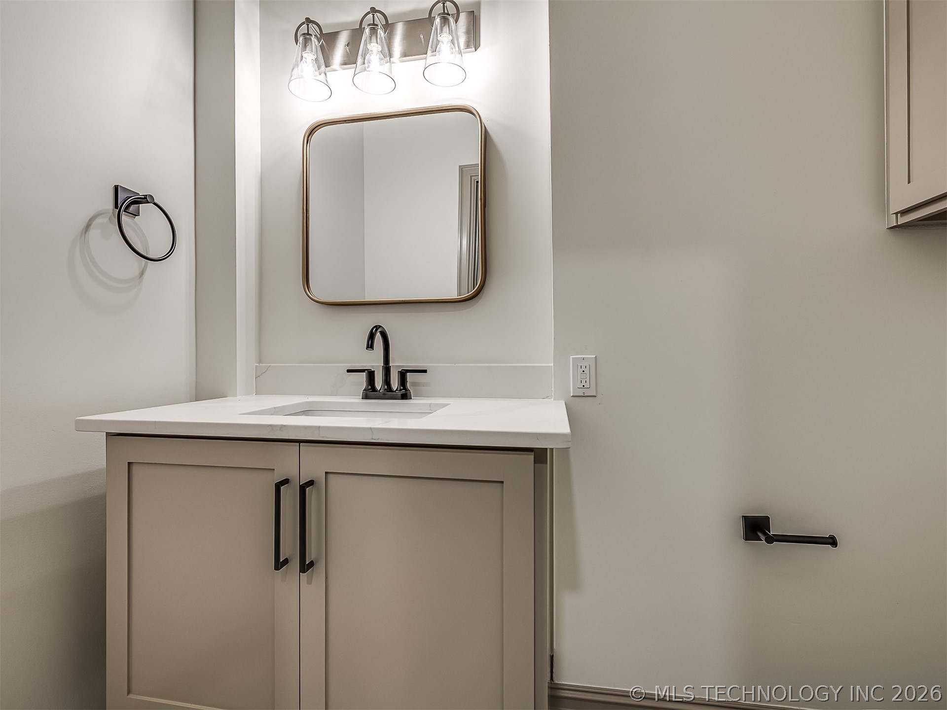 19019 Woodmere Street Property Photo 36