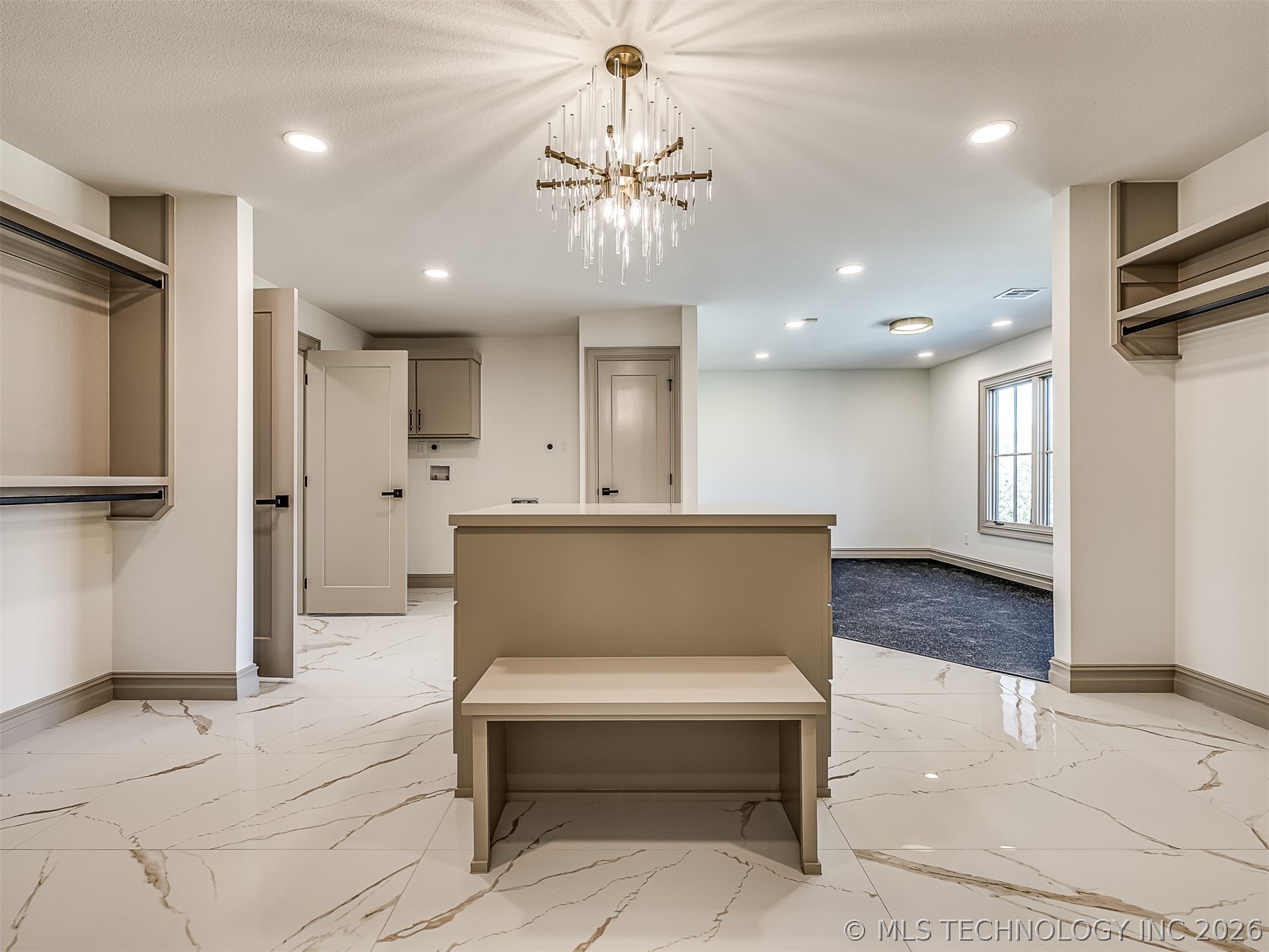 19019 Woodmere Street Property Photo 48