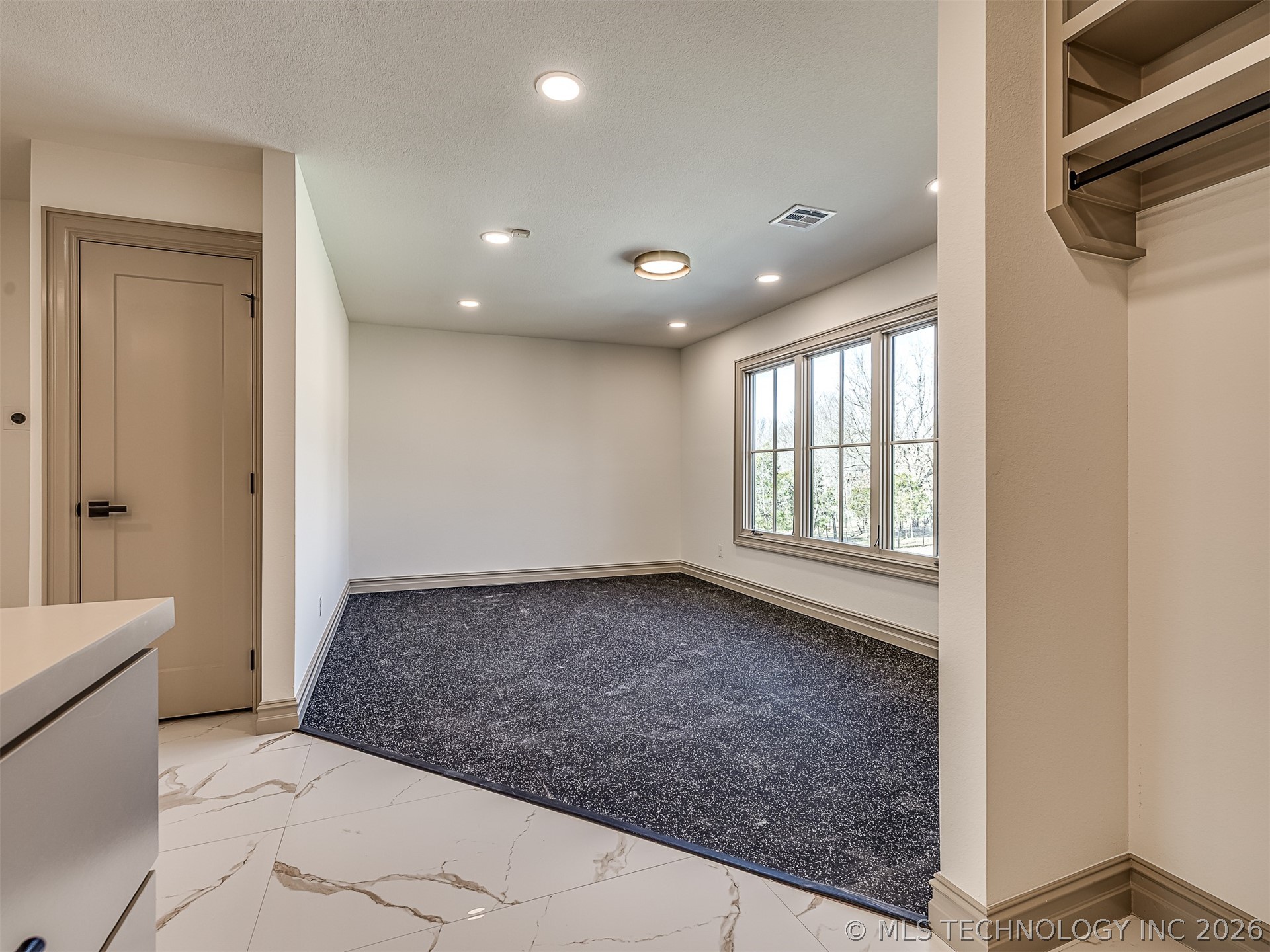 19019 Woodmere Street Property Photo 49