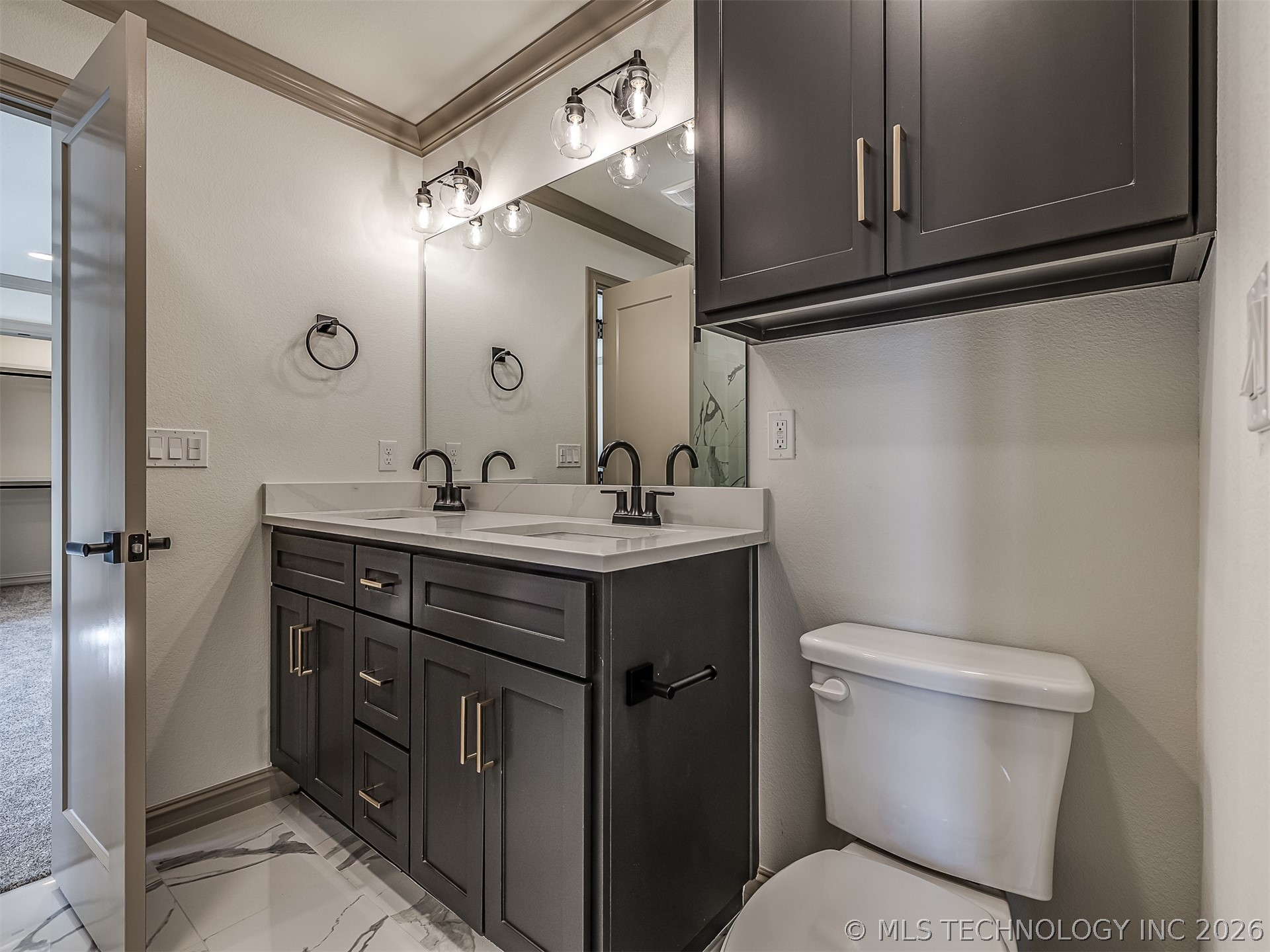 19019 Woodmere Street Property Photo 69