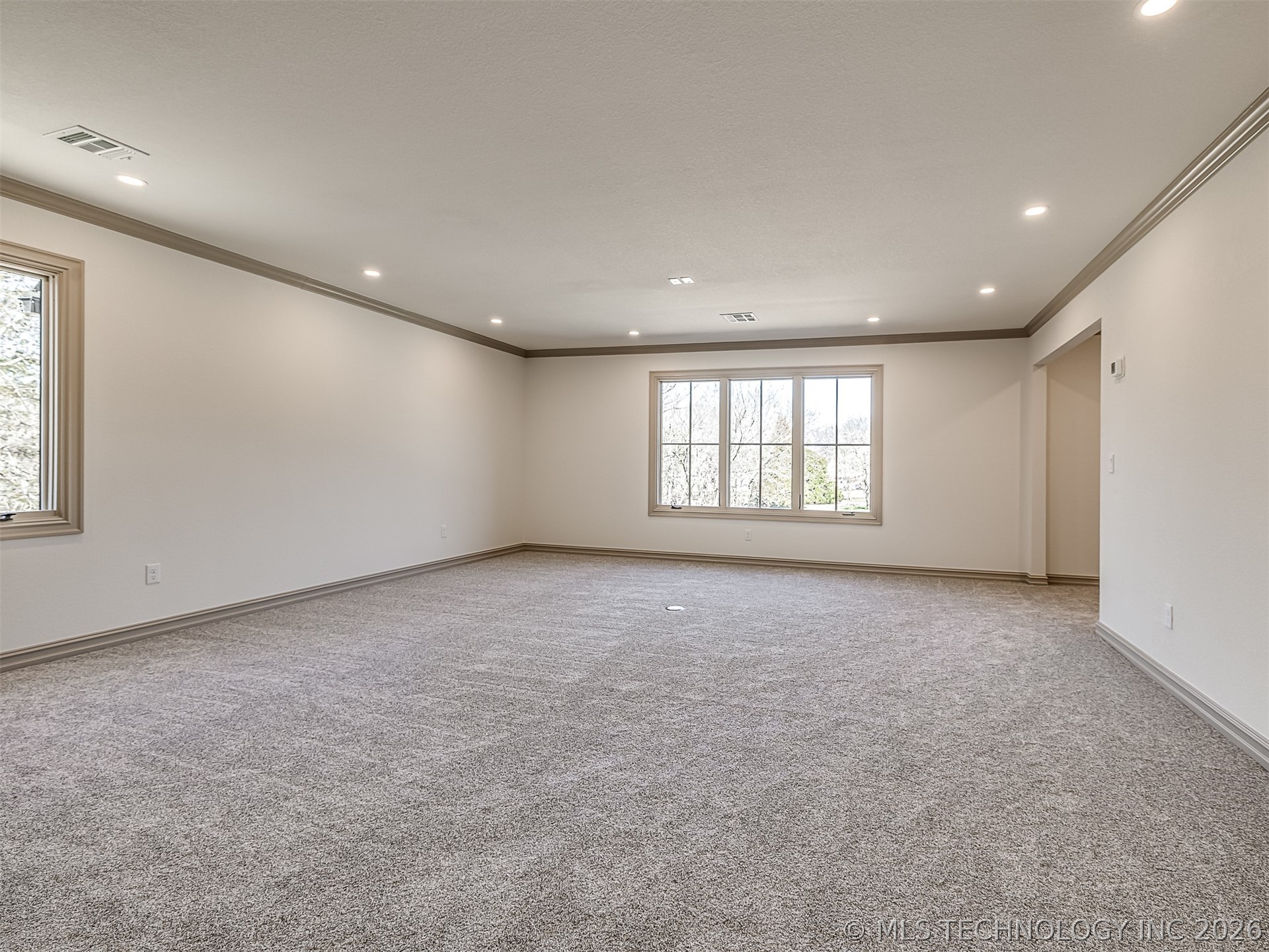 19019 Woodmere Street Property Photo 75