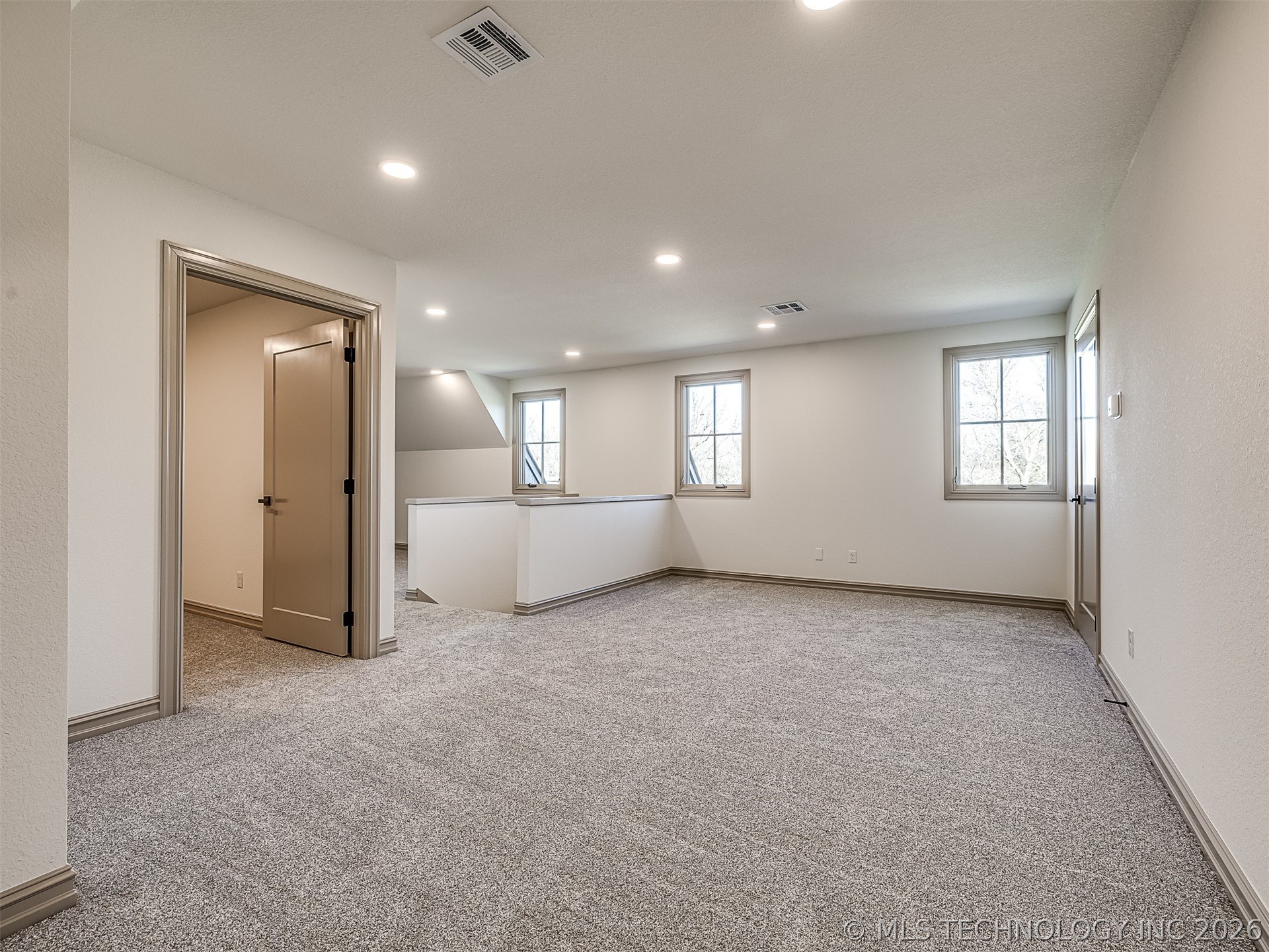 19019 Woodmere Street Property Photo 79