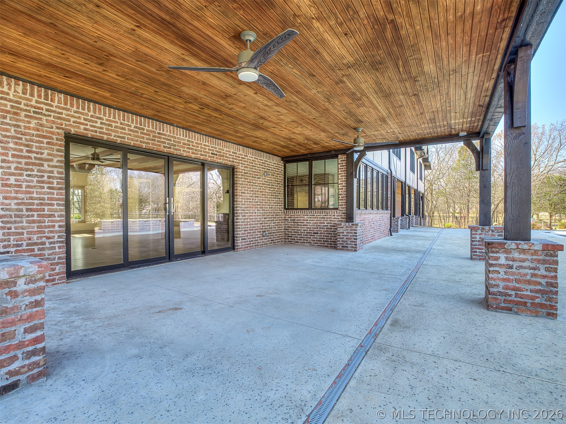 19019 Woodmere Street Property Photo 83