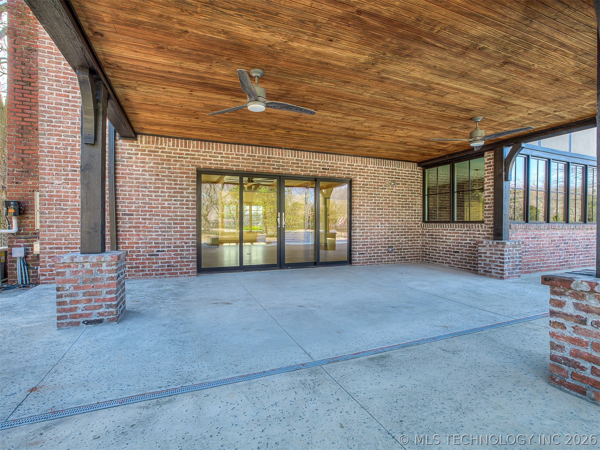 19019 Woodmere Street Property Photo 84