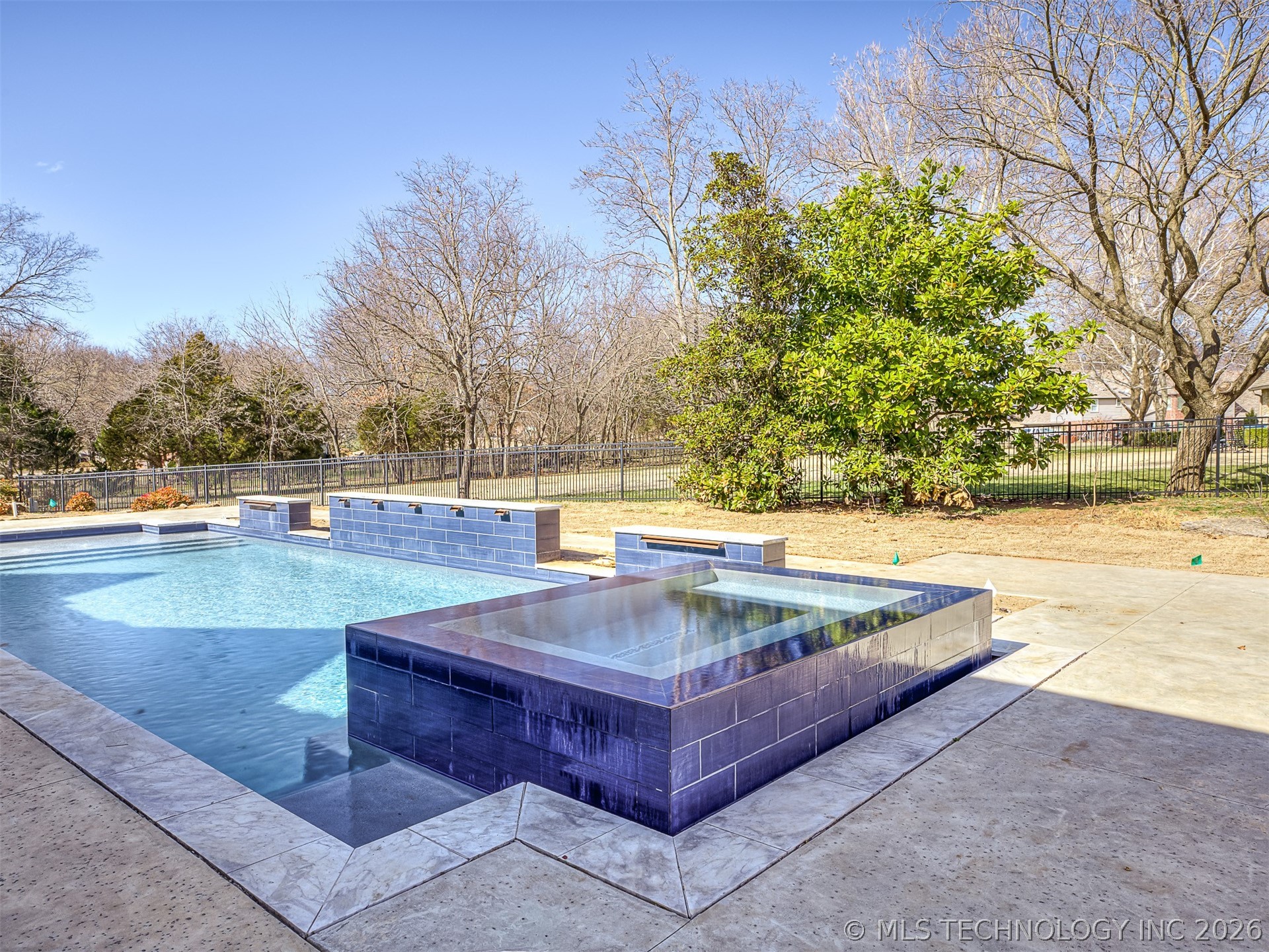 19019 Woodmere Street Property Photo 89