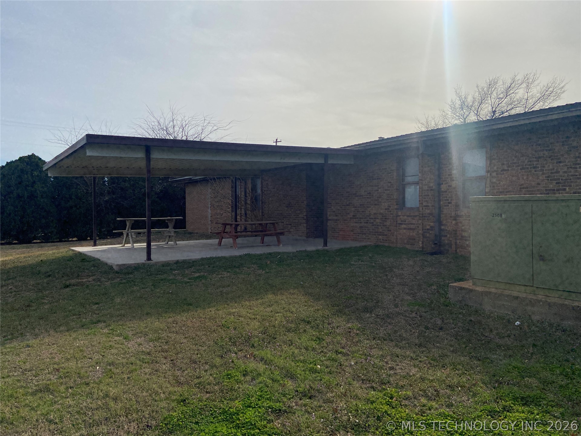 817 Elks Boulevard Property Photo 3