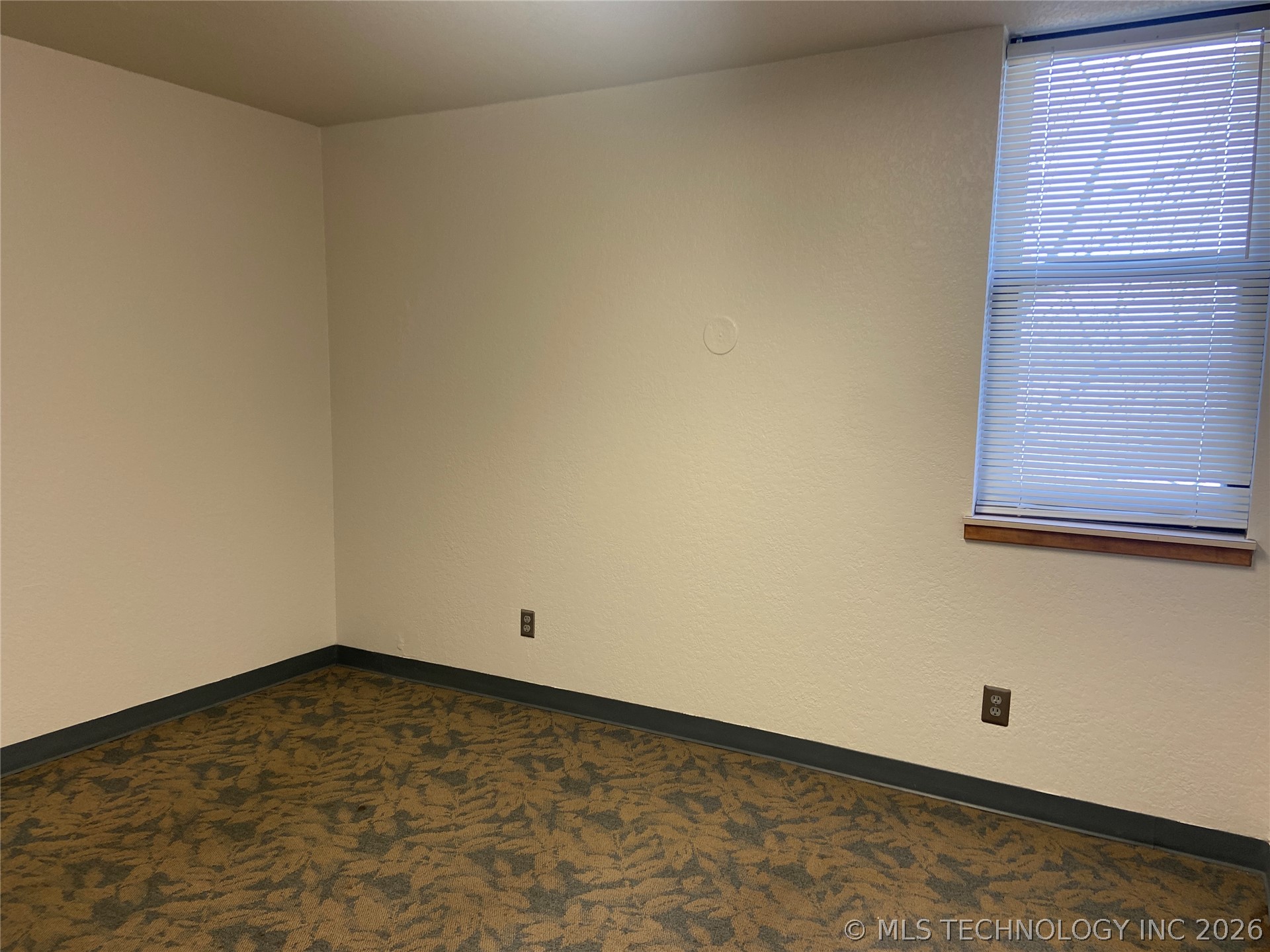817 Elks Boulevard Property Photo 34