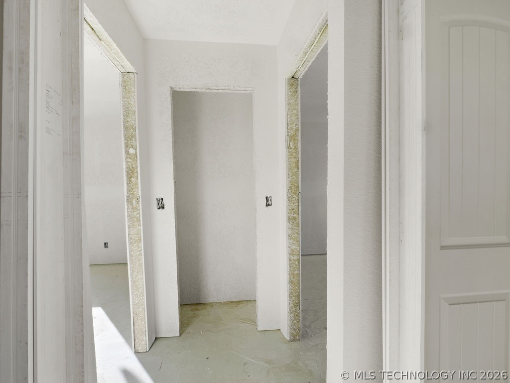 702 W 6th Street Property Photo 12