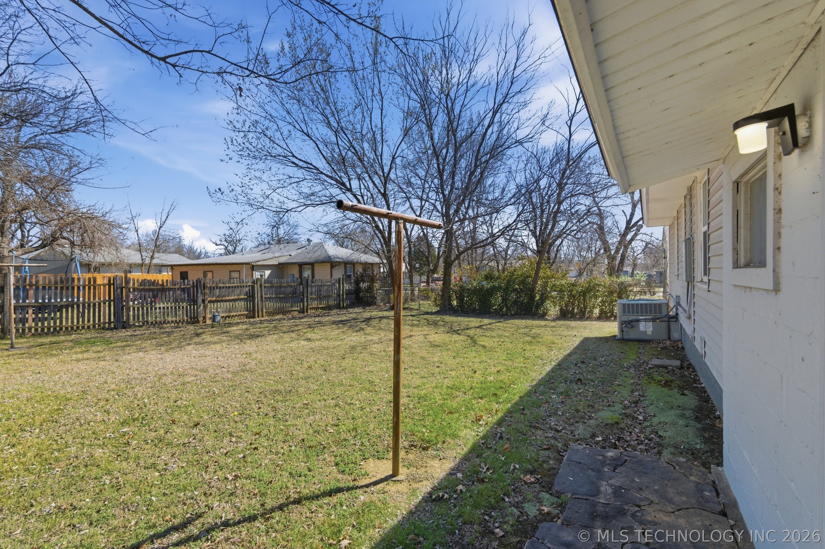 1551 N Indianapolis Avenue Property Photo 18