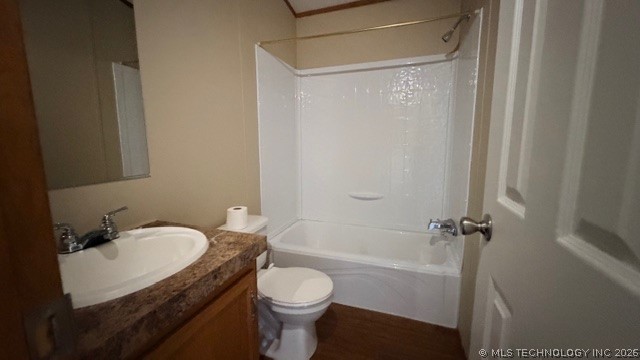 619 N Willow Street Property Photo 6
