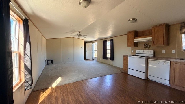 619 N Willow Street Property Photo 7