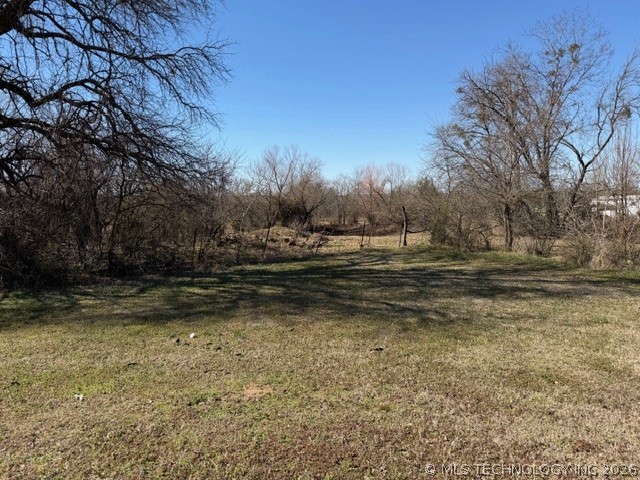 619 N Willow Street Property Photo 22