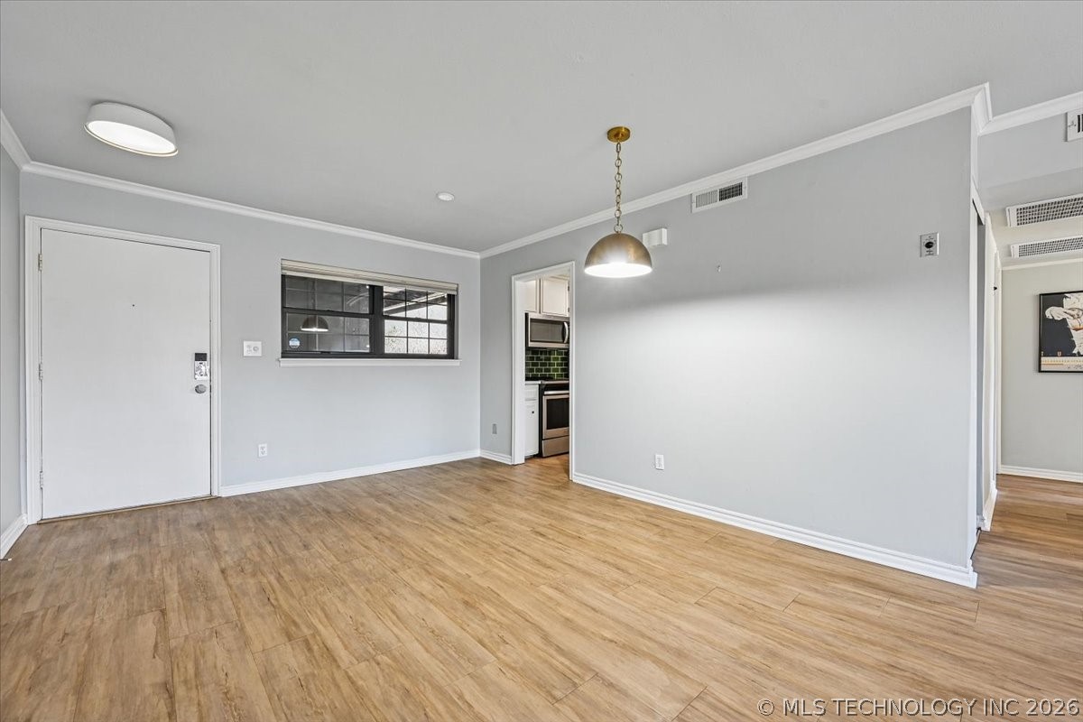 2224 S Boston Avenue 220 Property Photo 11