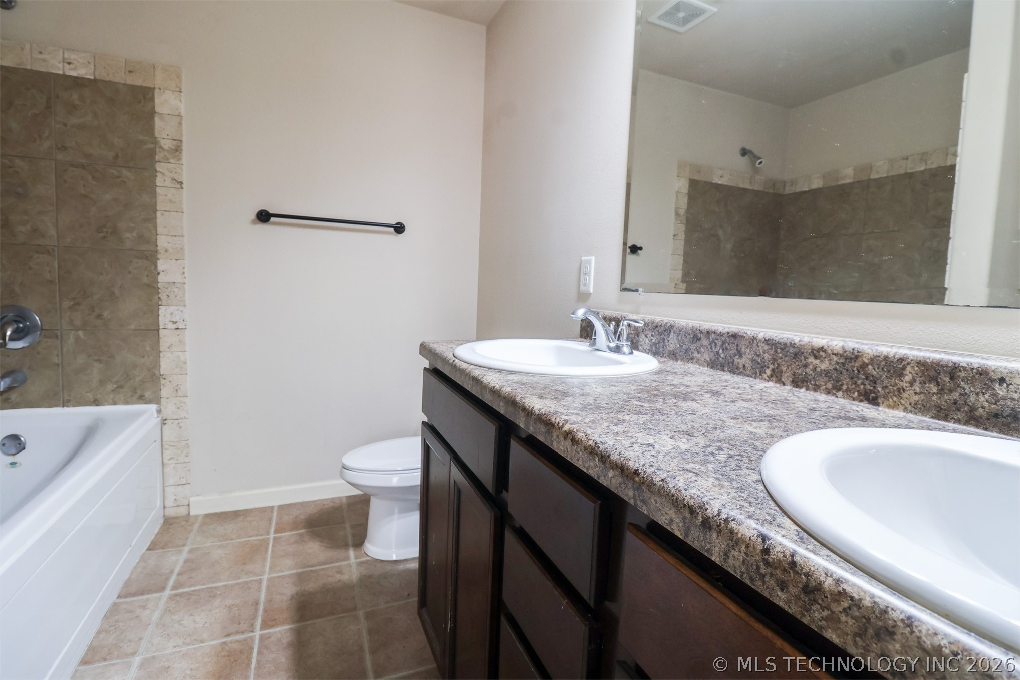 3347 S 207th East Avenue Property Photo 16