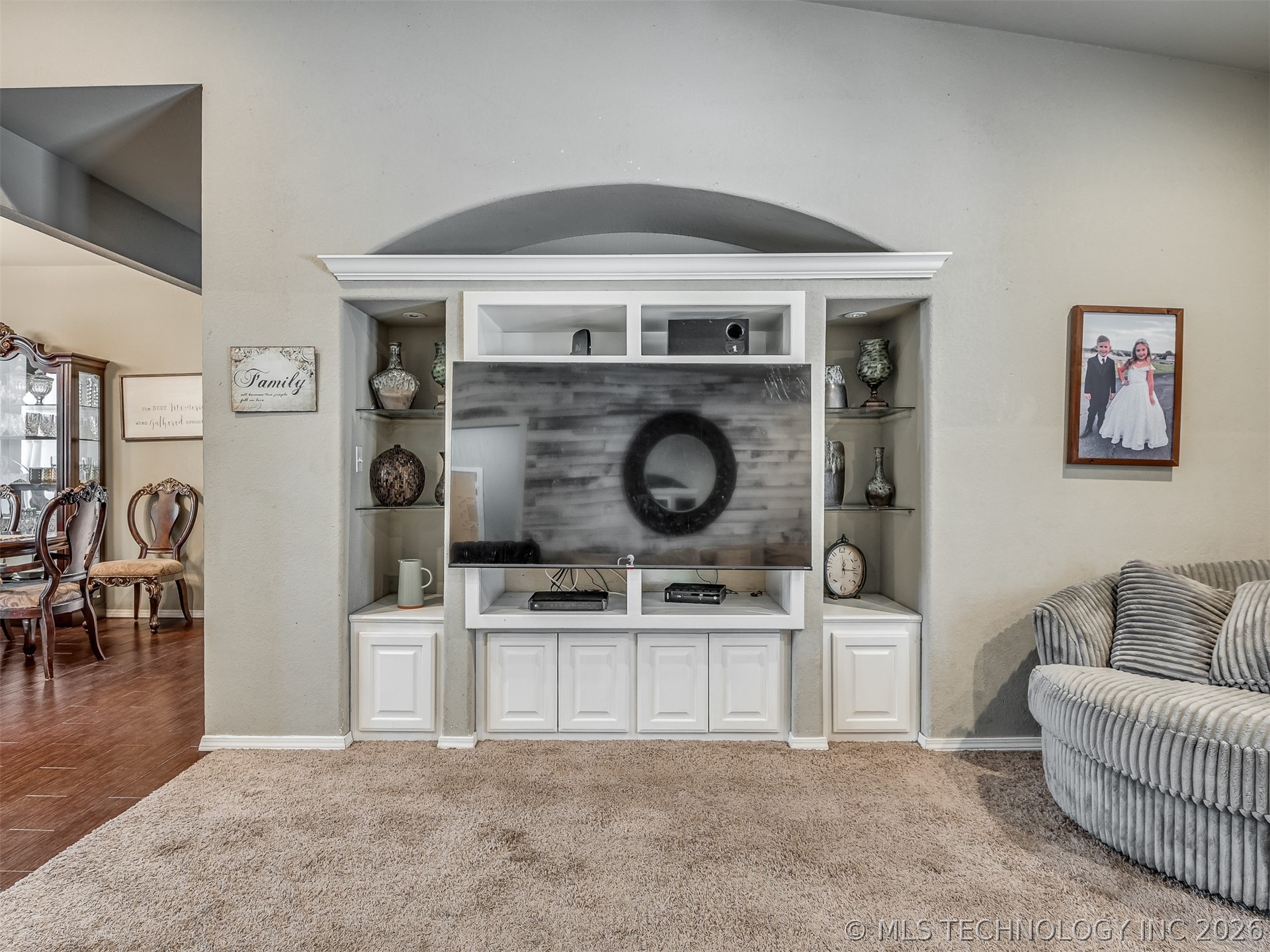 808 N E Street Property Photo 14