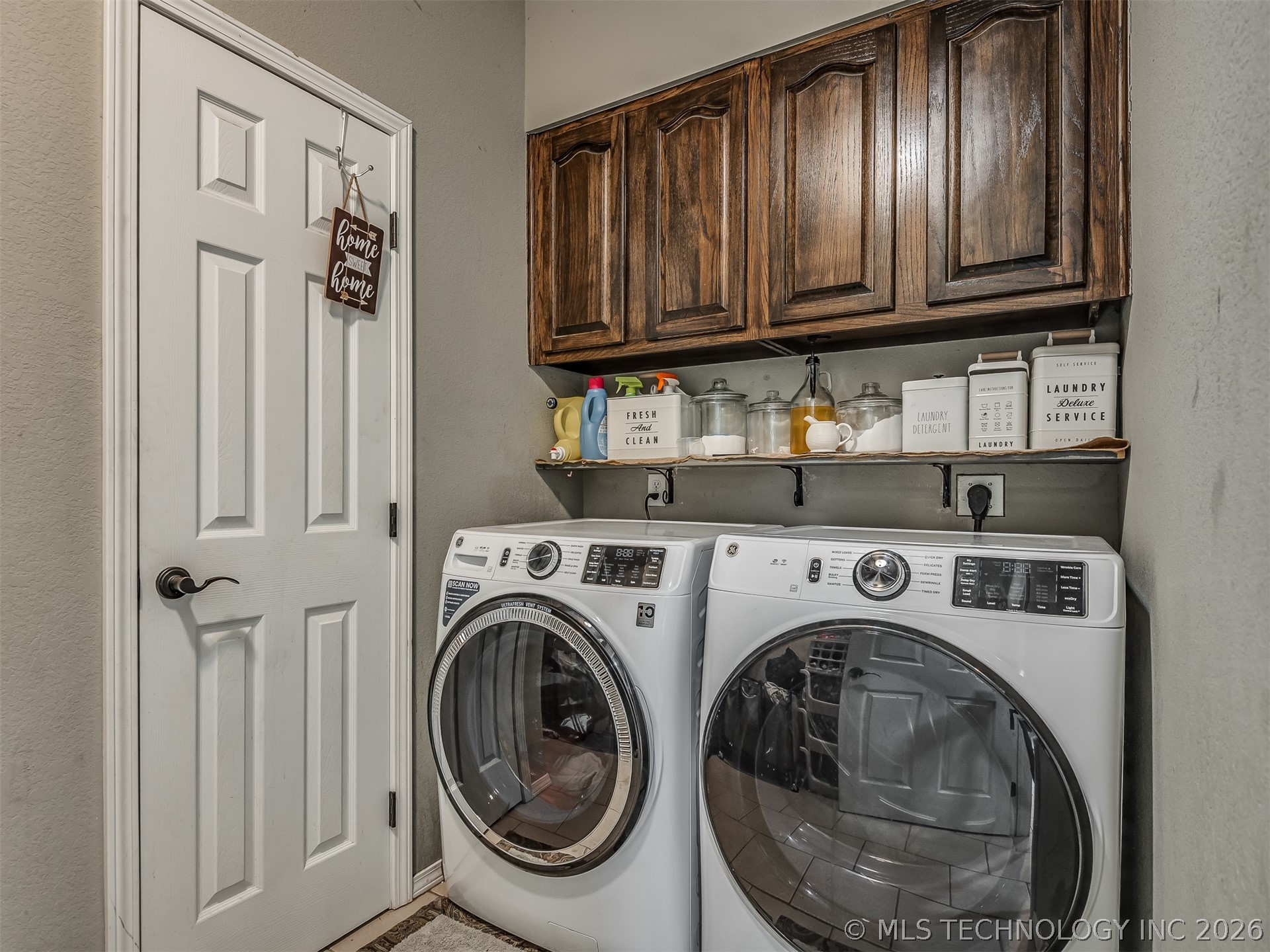 808 N E Street Property Photo 61