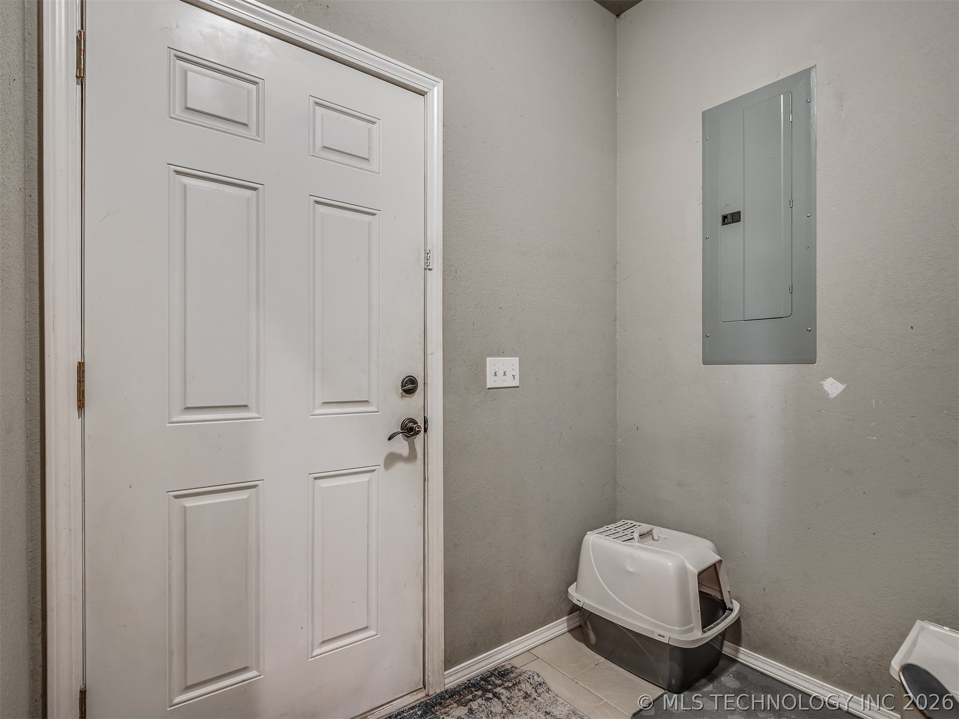 808 N E Street Property Photo 64
