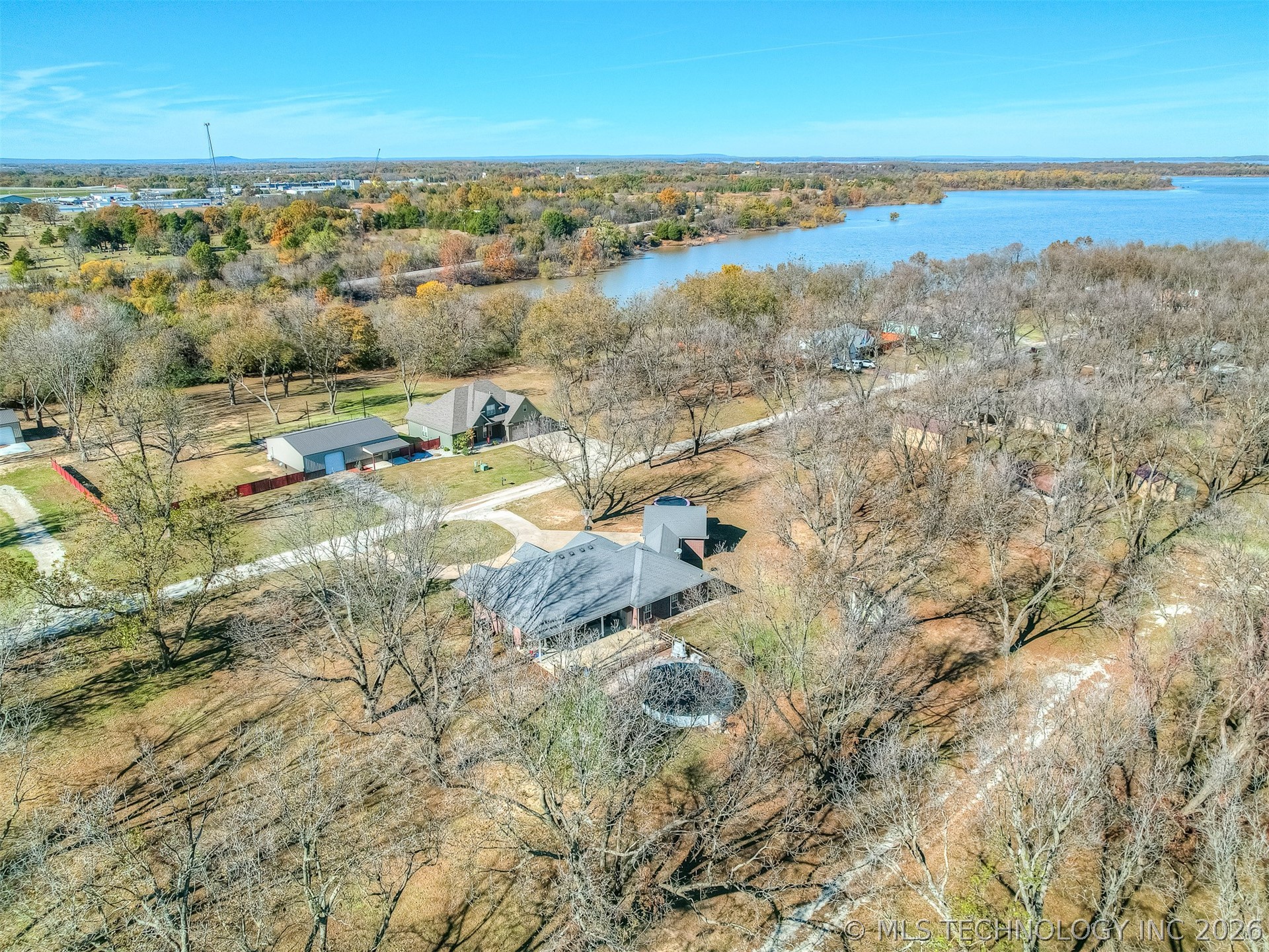 808 N E Street Property Photo 80
