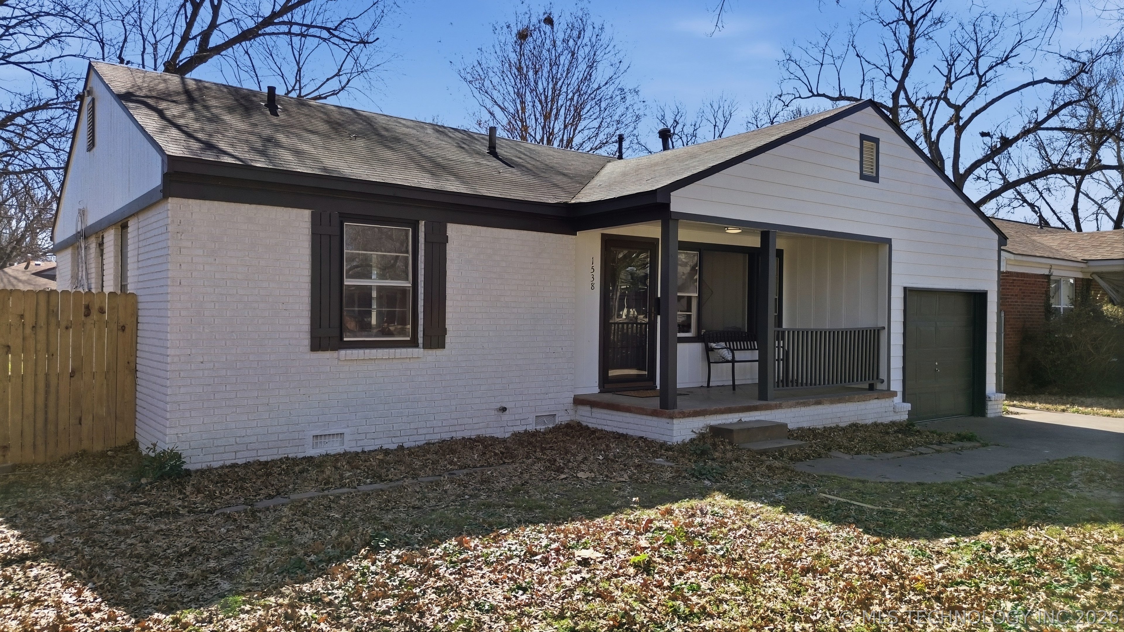 1538 E 53rd Street Property Photo 2