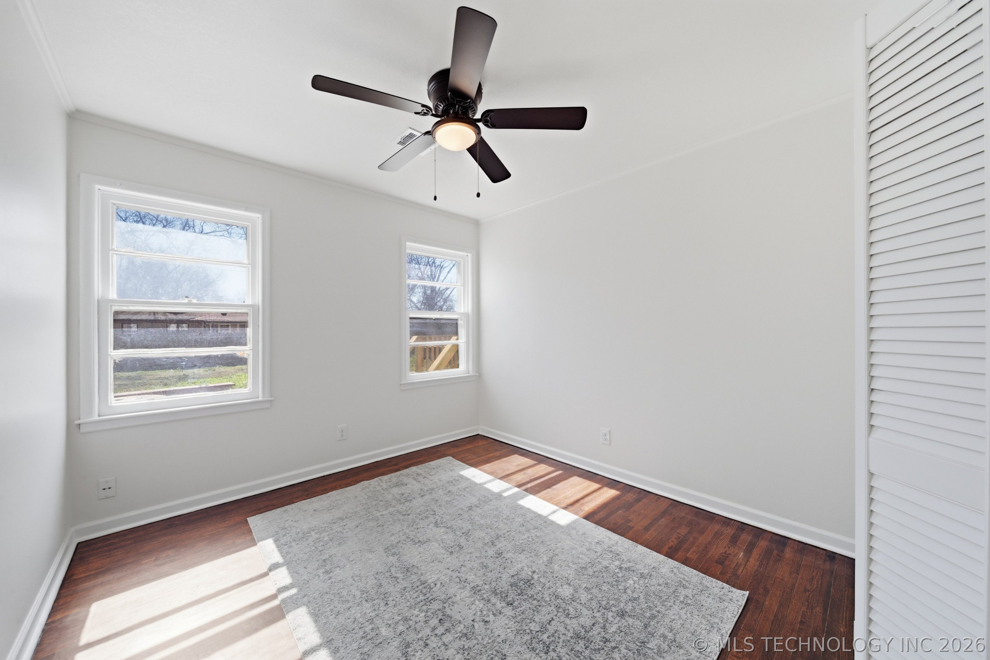 1538 E 53rd Street Property Photo 25