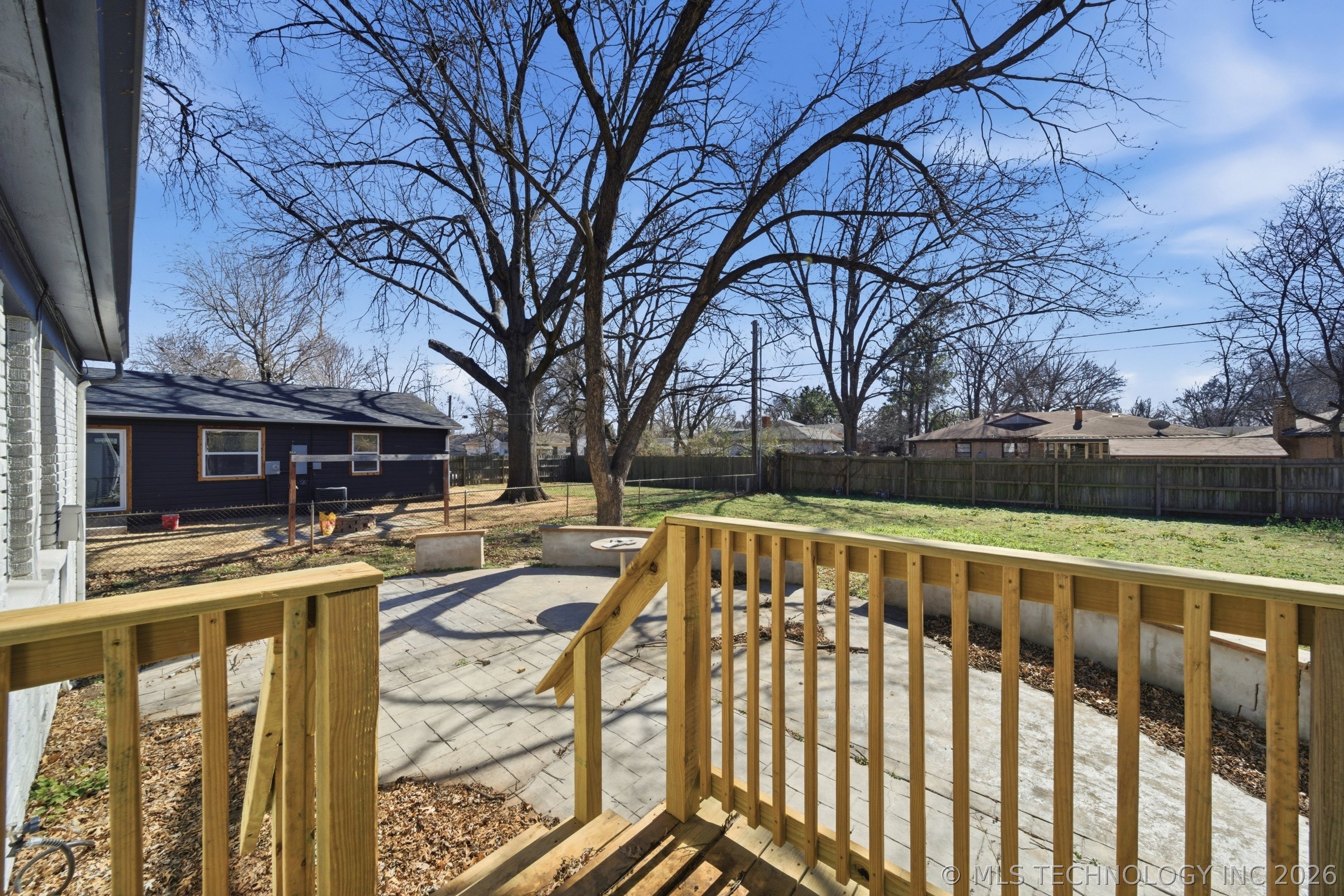 1538 E 53rd Street Property Photo 33