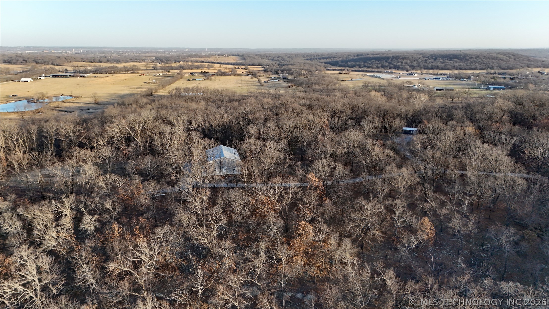 13785 E 520 Road Property Photo 37