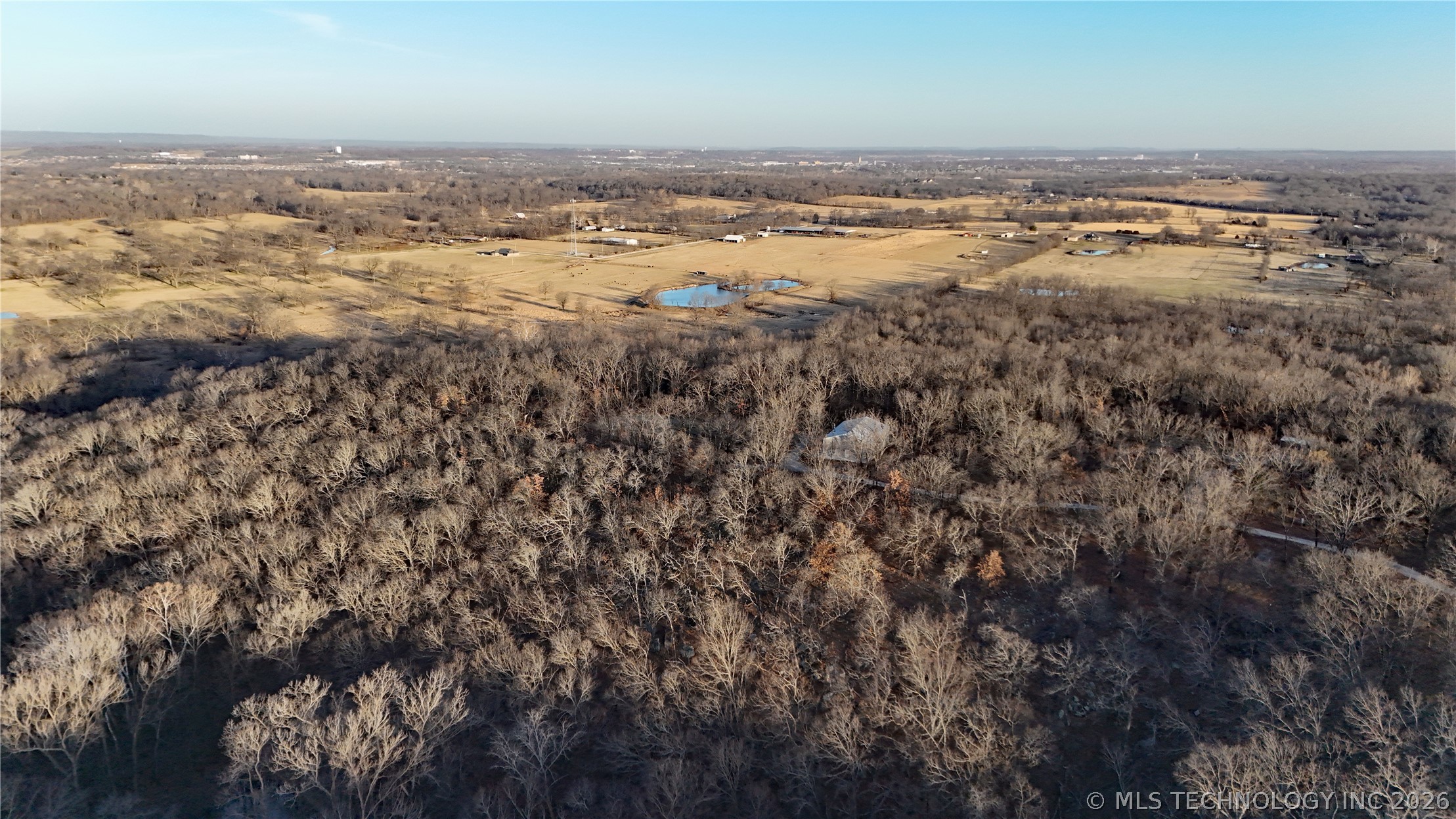 13785 E 520 Road Property Photo 38
