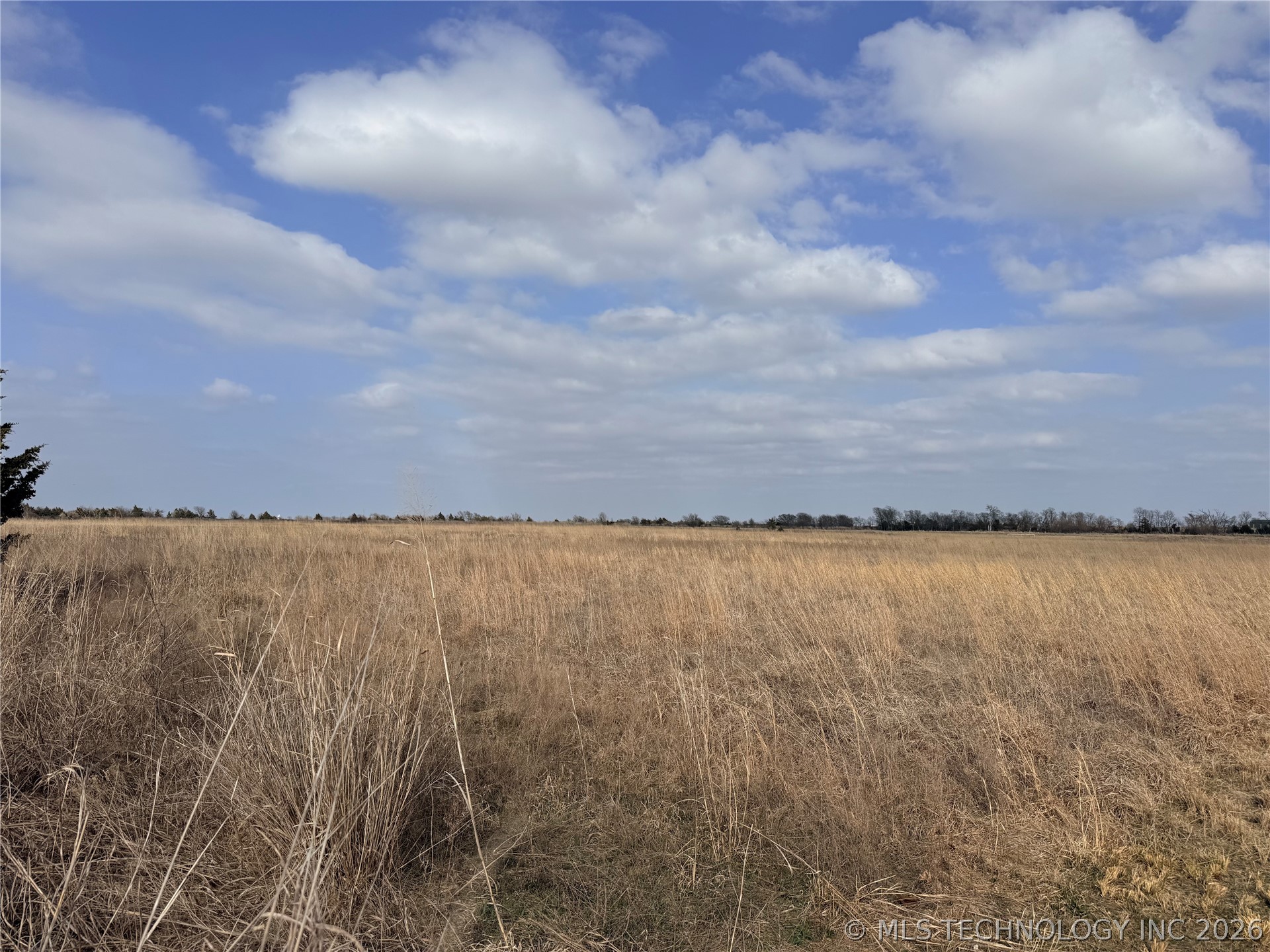 Sexton Road Property Photo 3