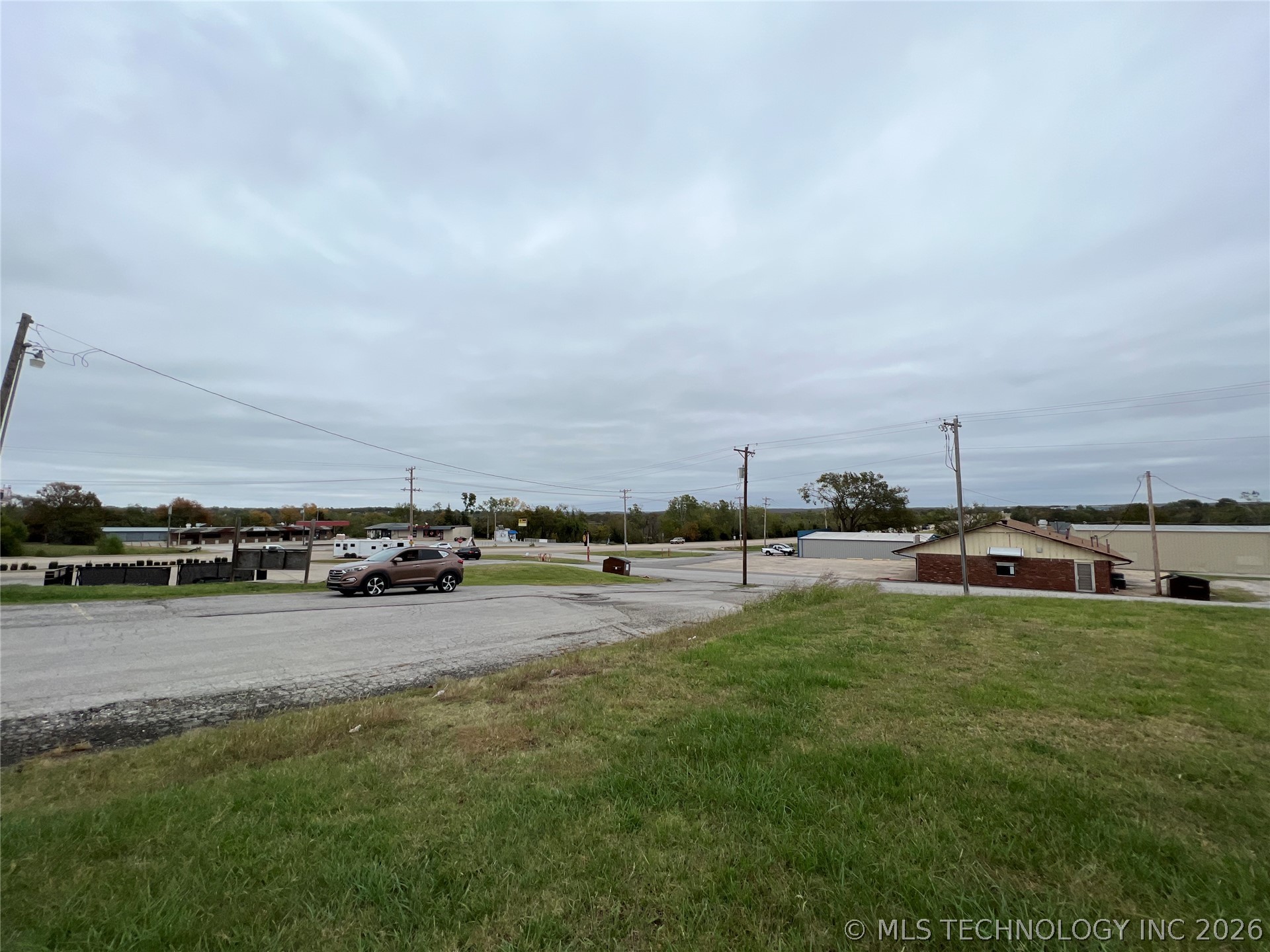 140 Evans Road Property Photo 12