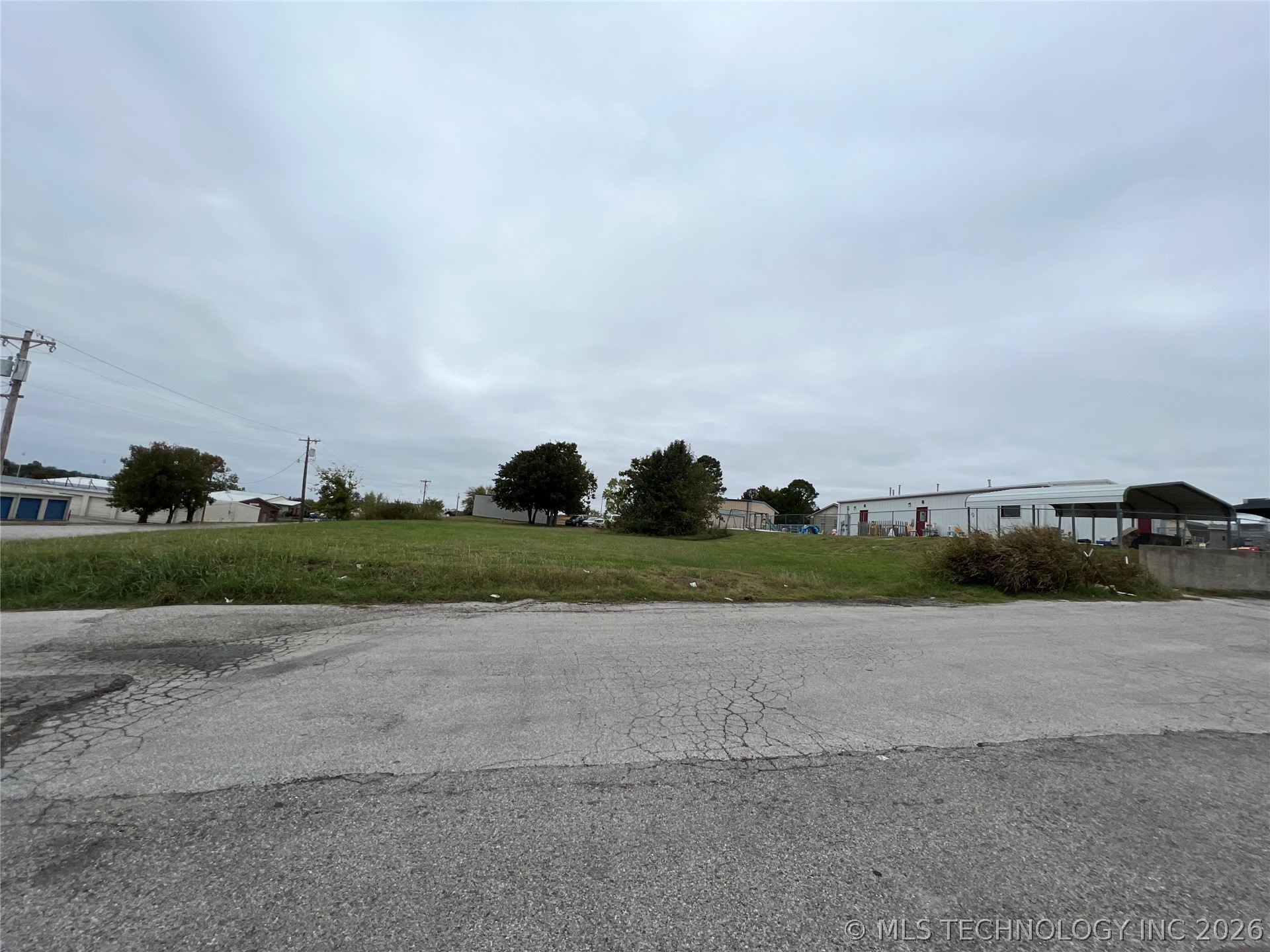 140 Evans Road Property Photo 15