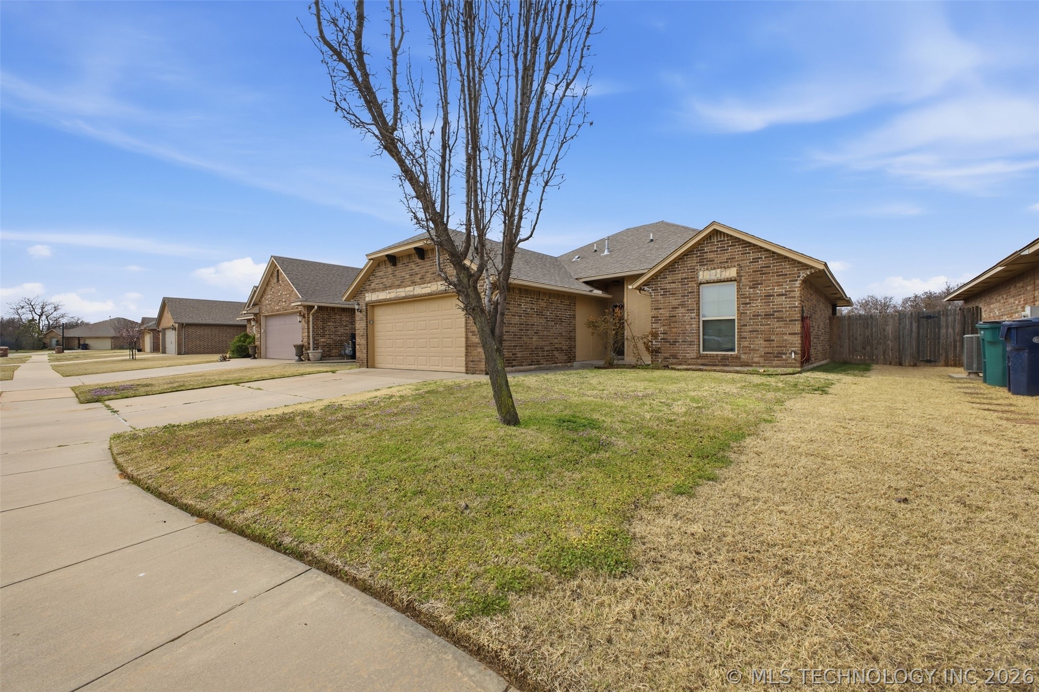 3525 Tecumseh Property Photo 1