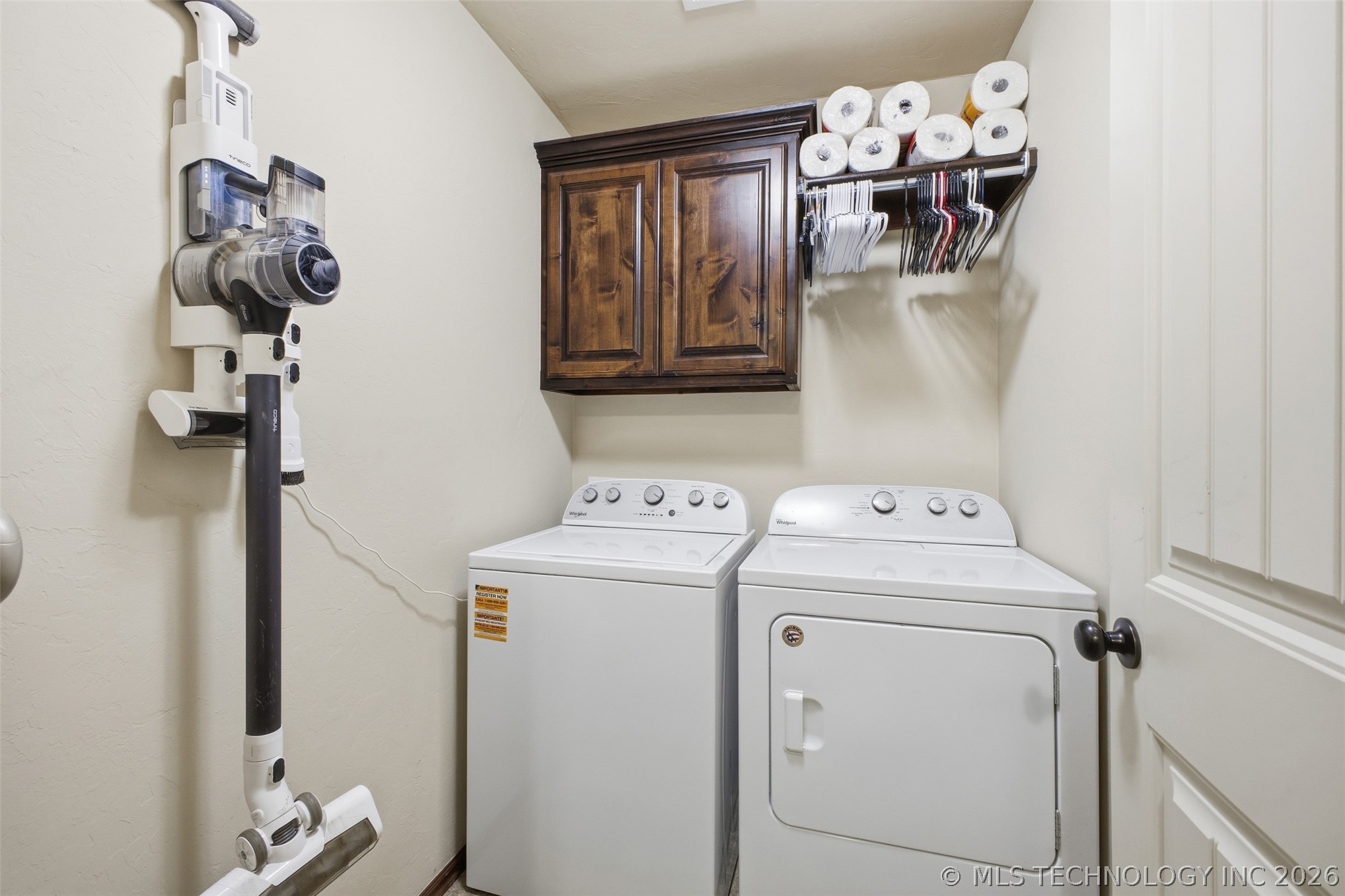 3525 Tecumseh Property Photo 24