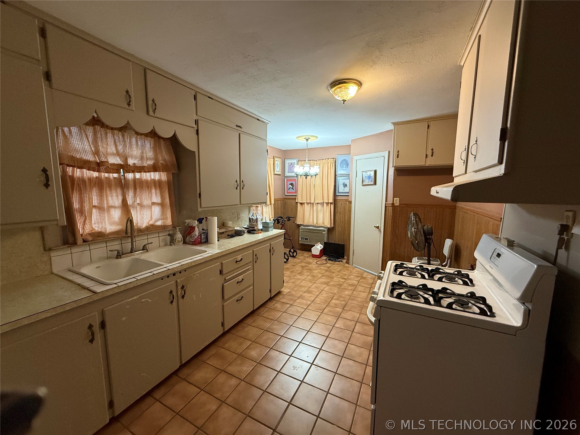 3523 Chandler Property Photo 19