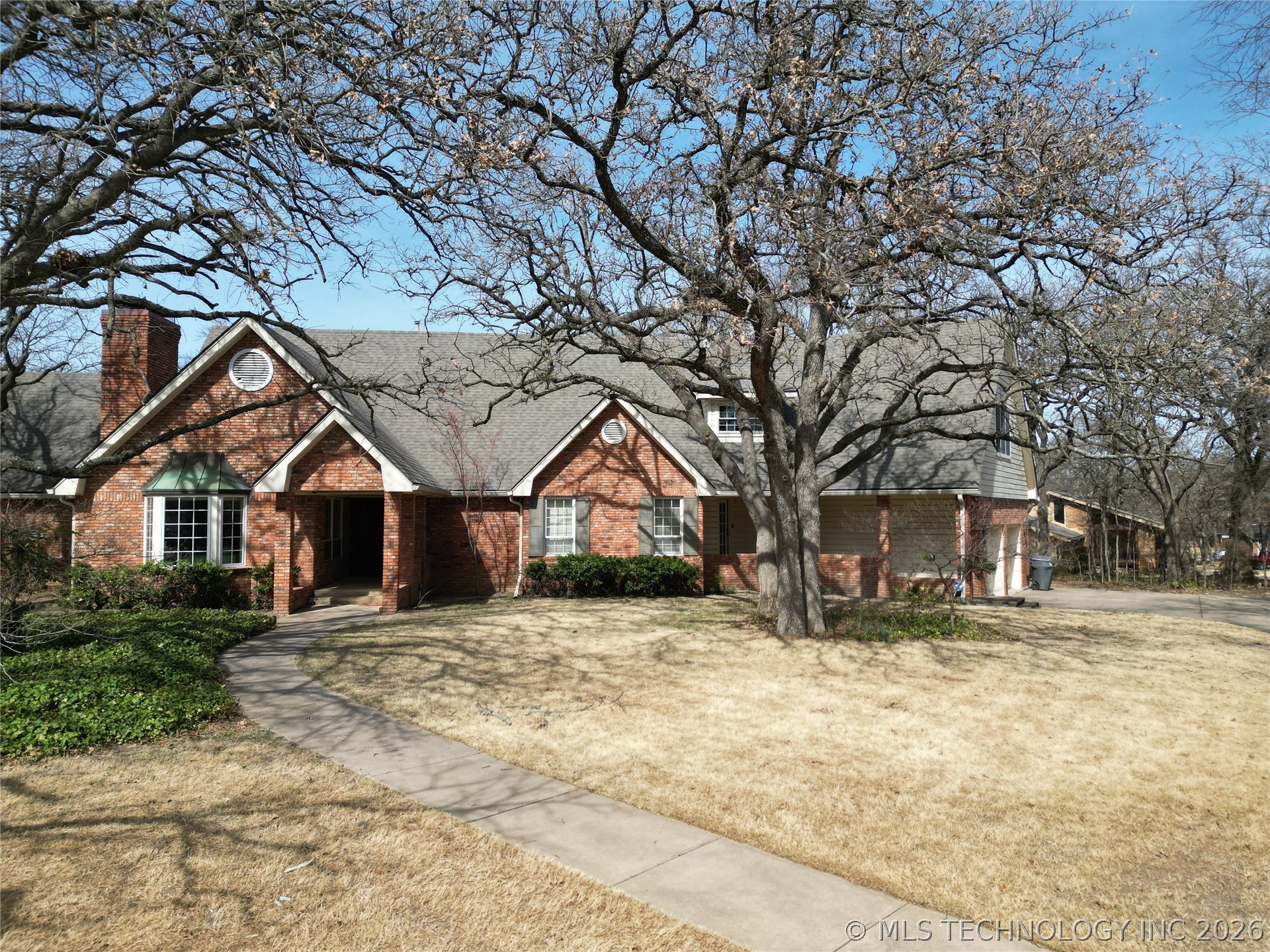 1001 Rockford Court Property Photo 1