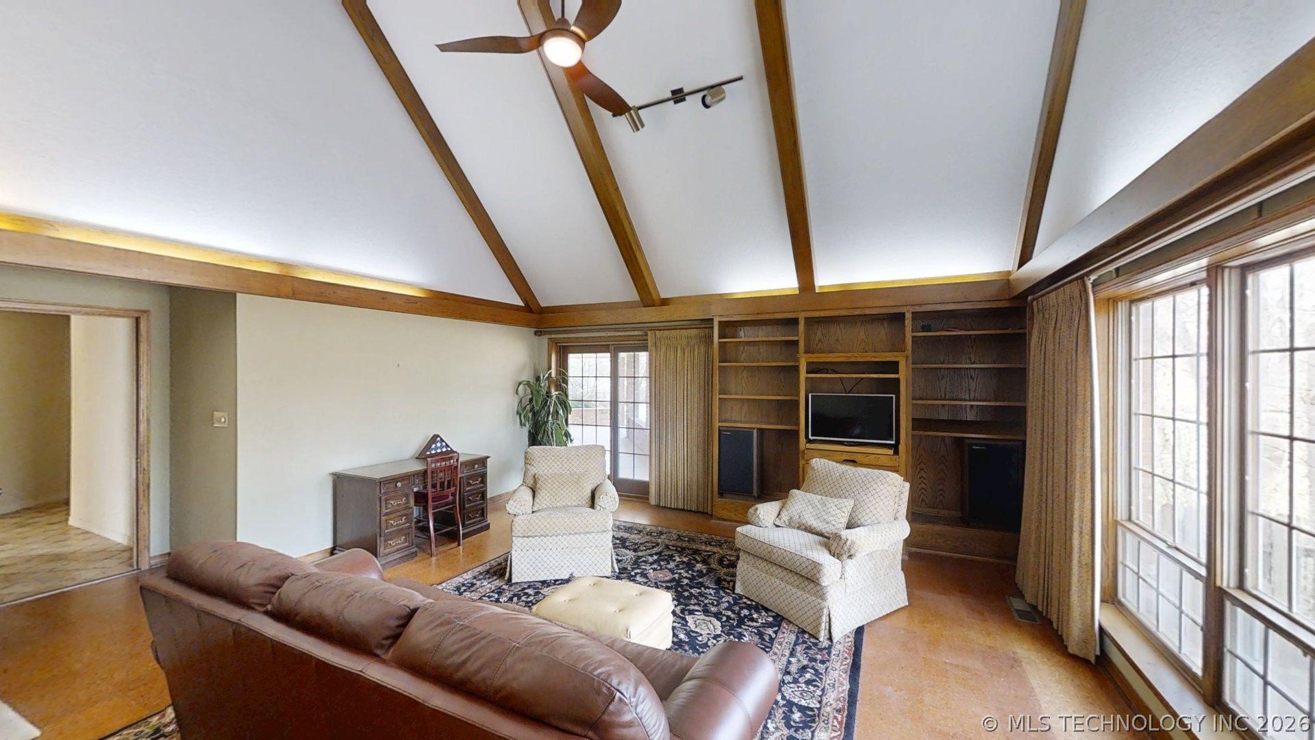 1001 Rockford Court Property Photo 18