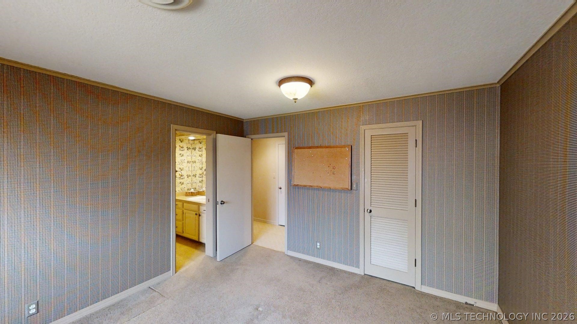 1001 Rockford Court Property Photo 39